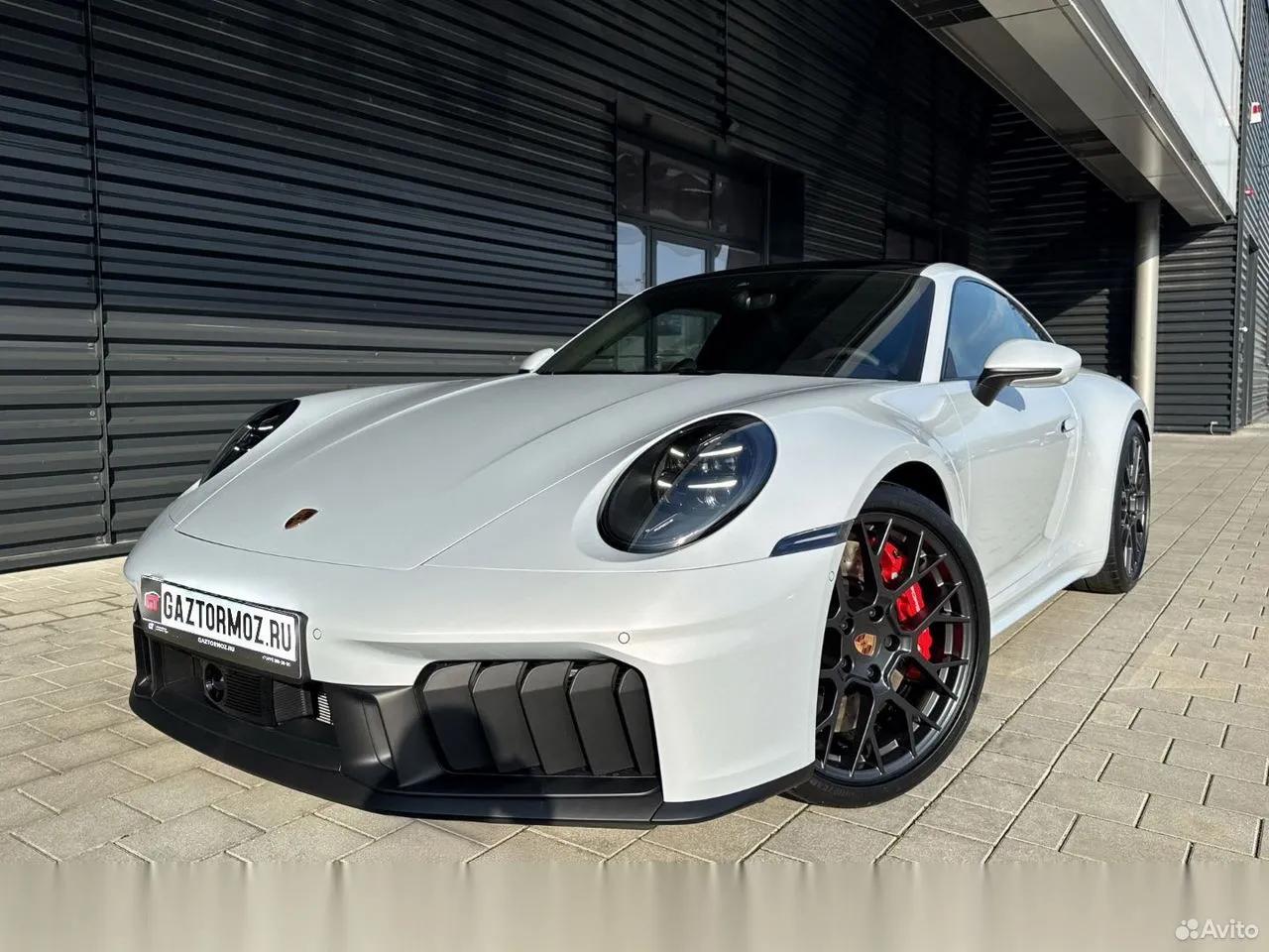 Porsche 911 Carrera