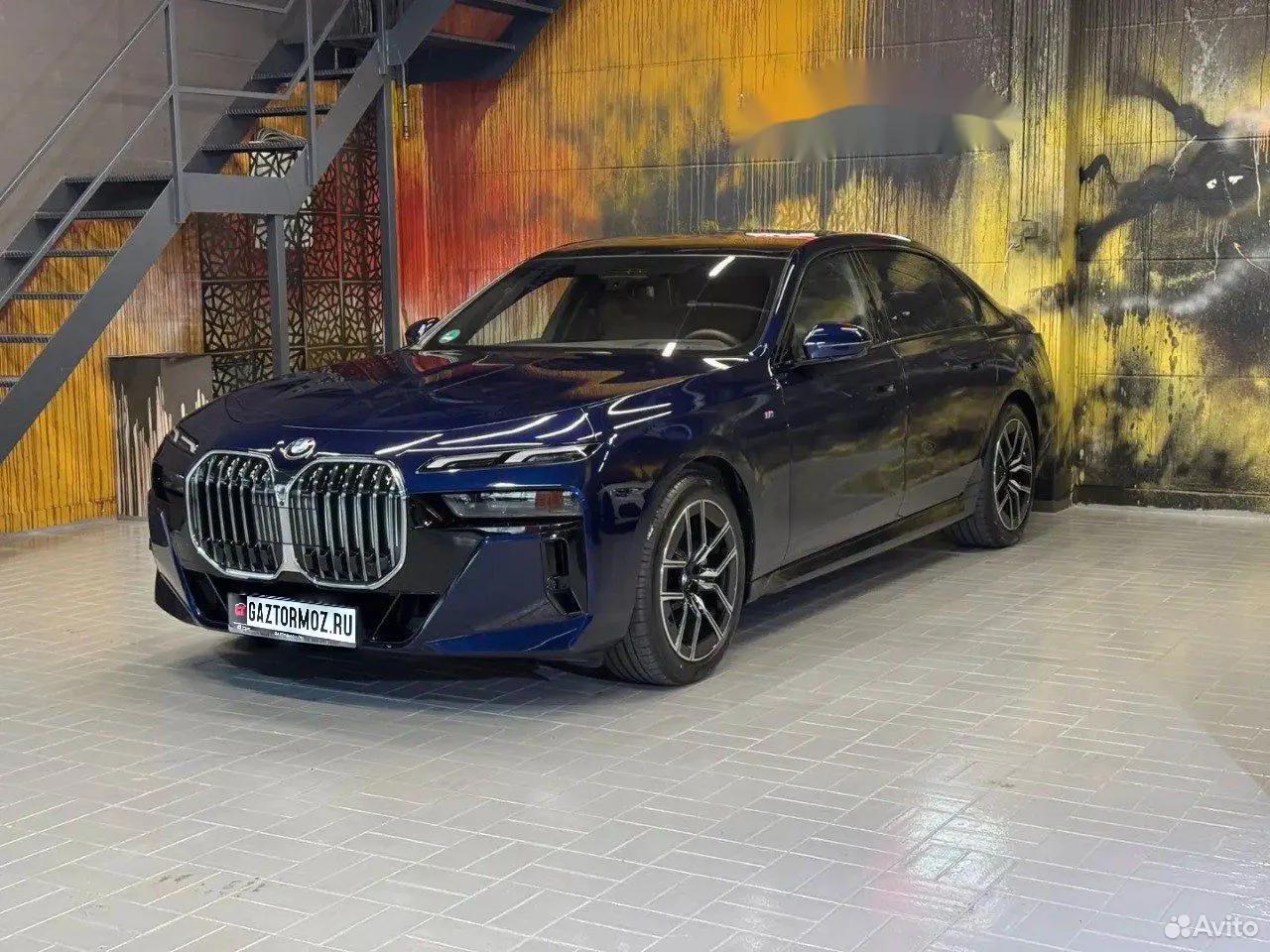 BMW 7 серия