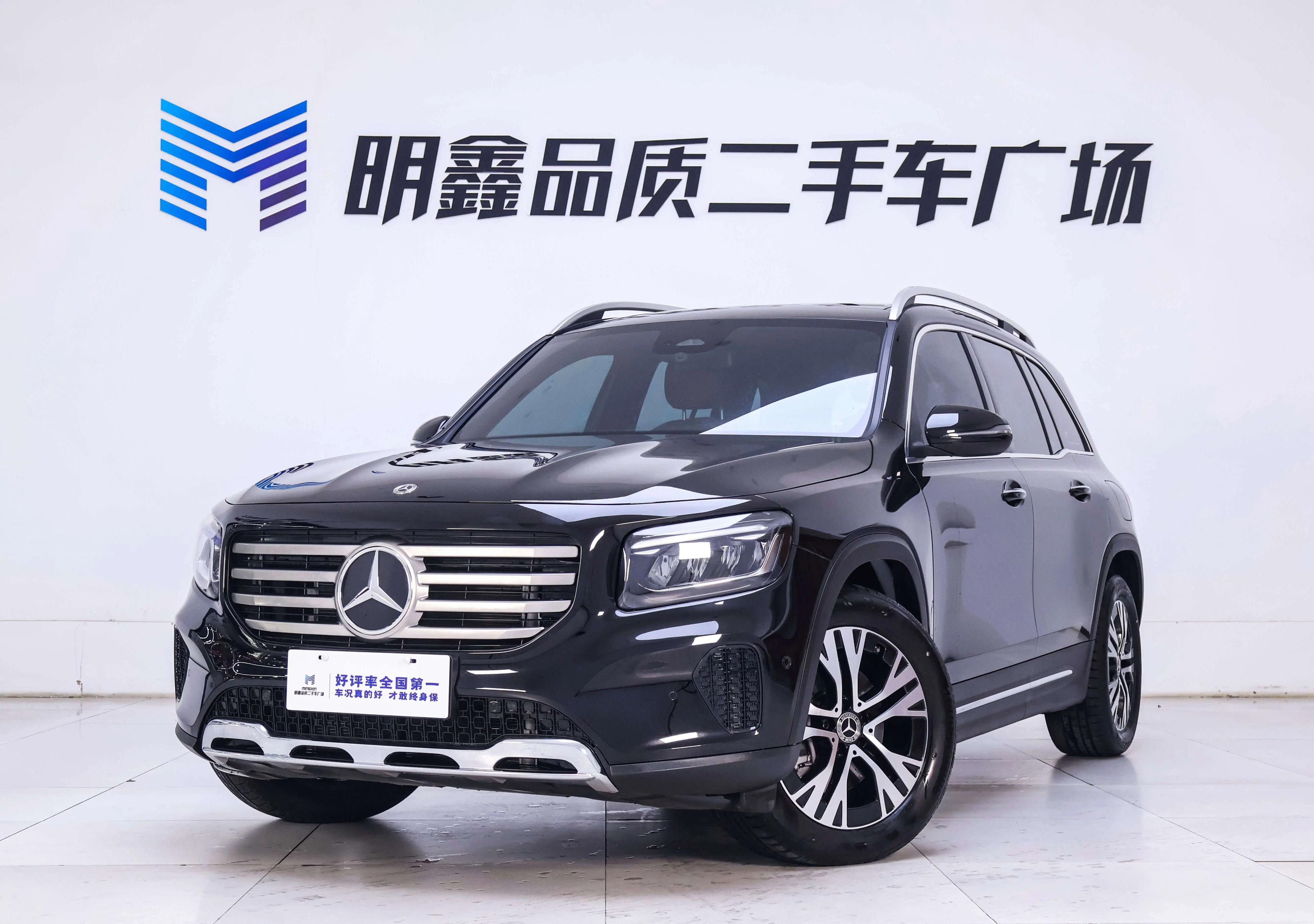 Mercedes-Benz GLB 2025 г. 15760 км.