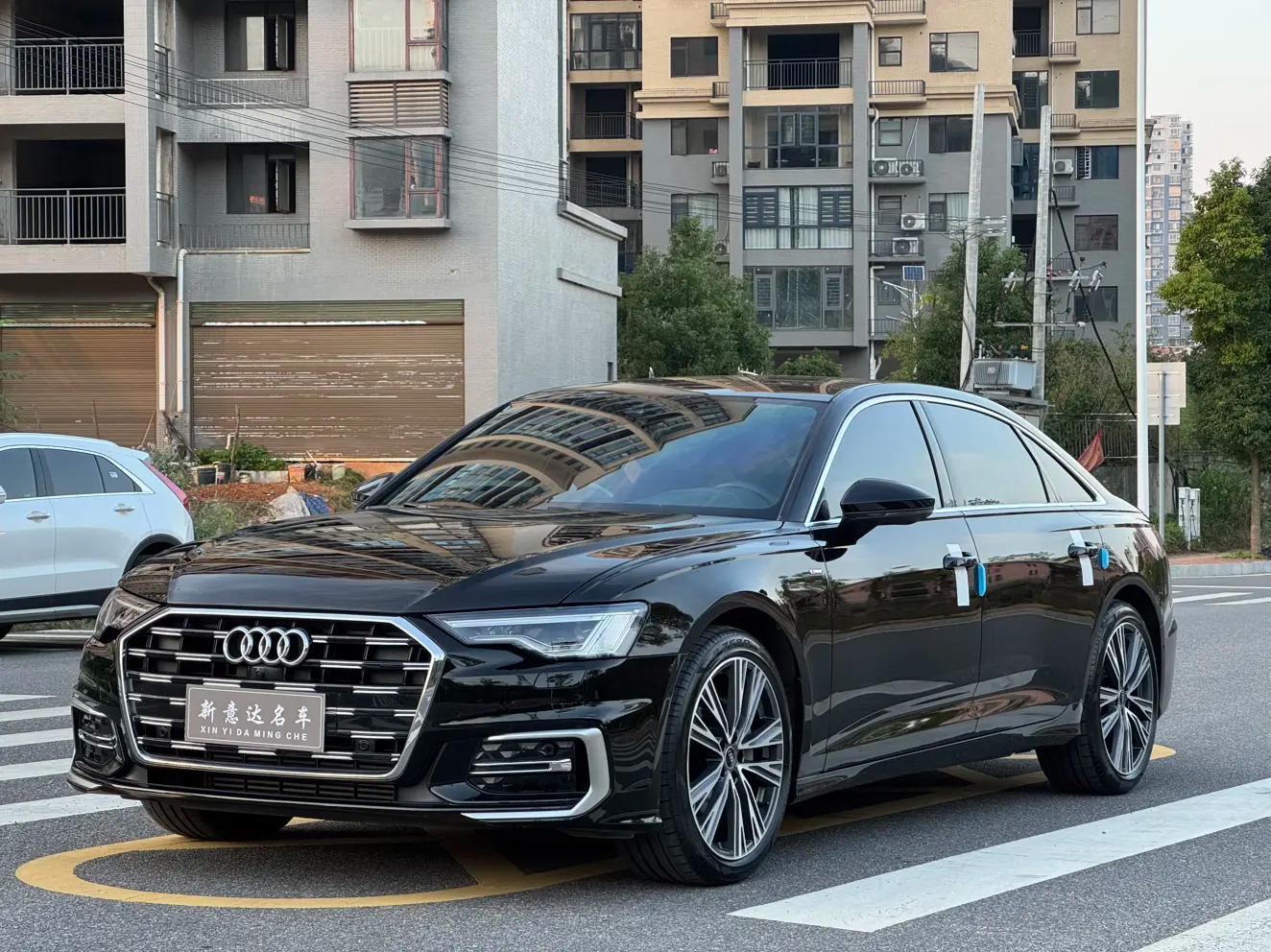 Audi A6L 2024 г. 15116 км.