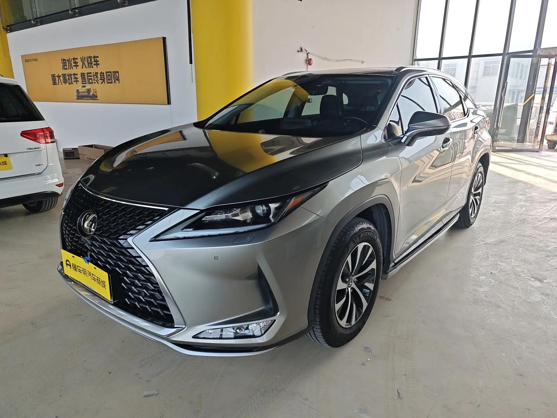 Lexus RX 2021 г. 64871 км.