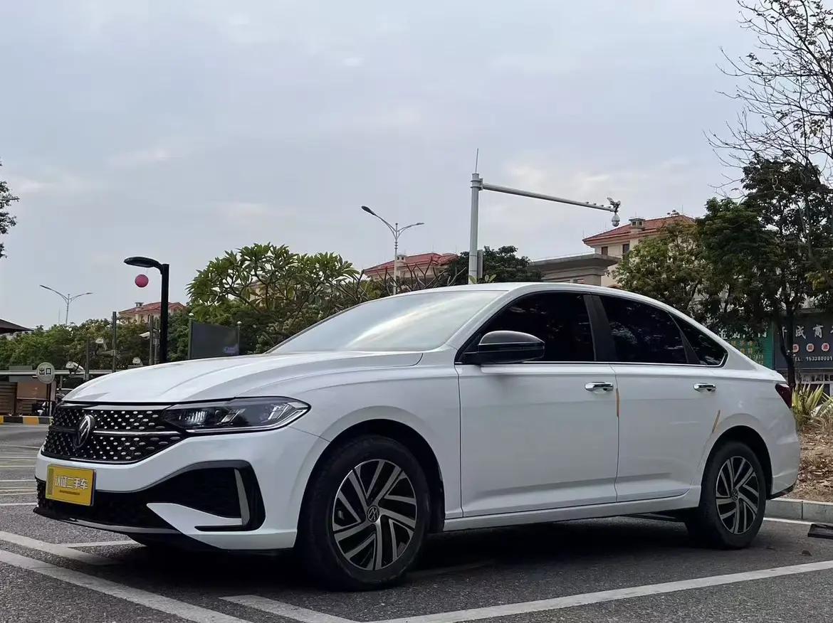 Volkswagen Lavida 2023 г. 28138 км.