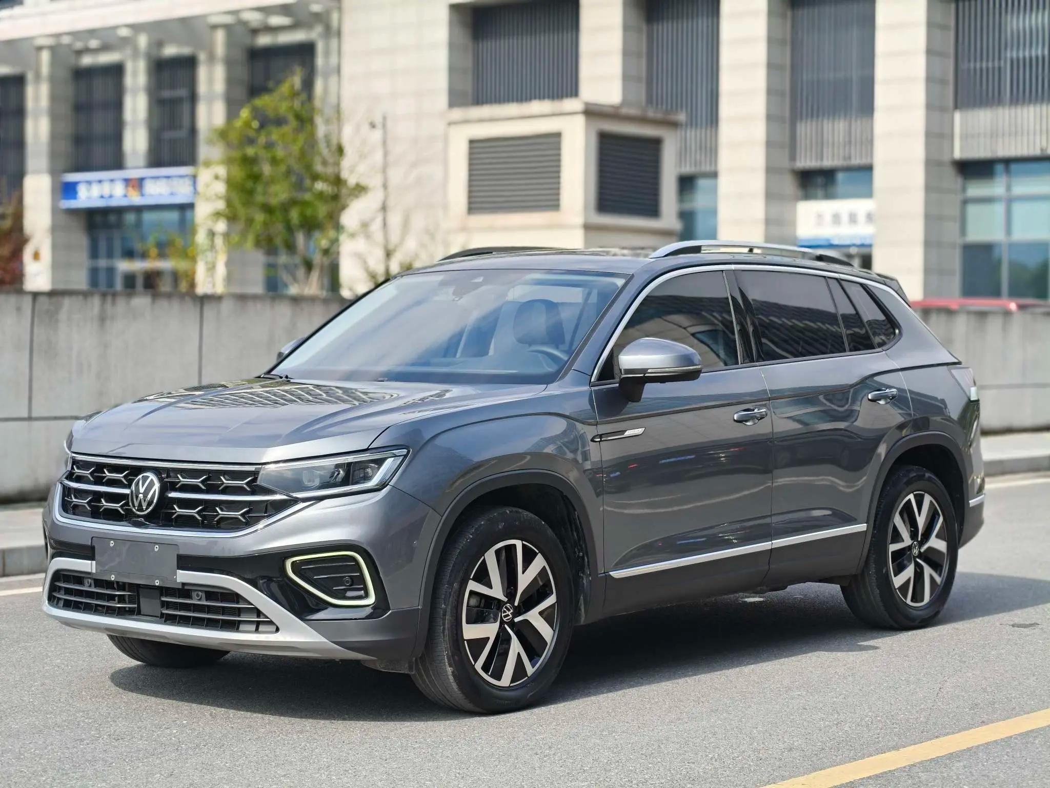 Volkswagen Tayron 2023 г. 27049 км.