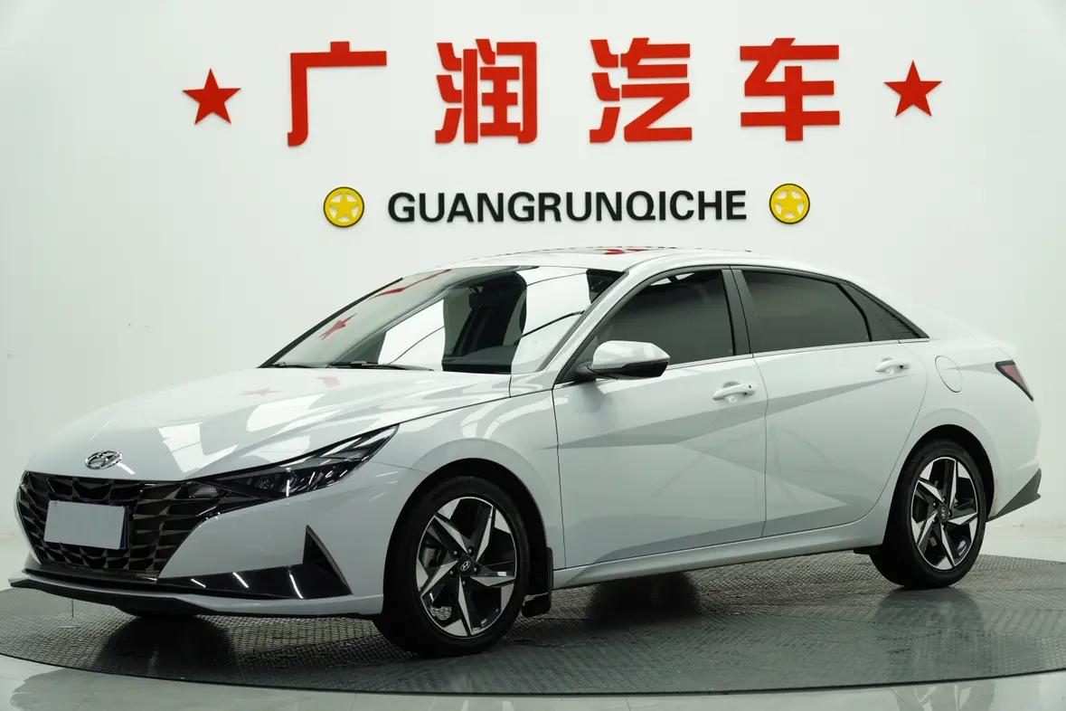 Hyundai Elantra 2022 г. 36000 км.