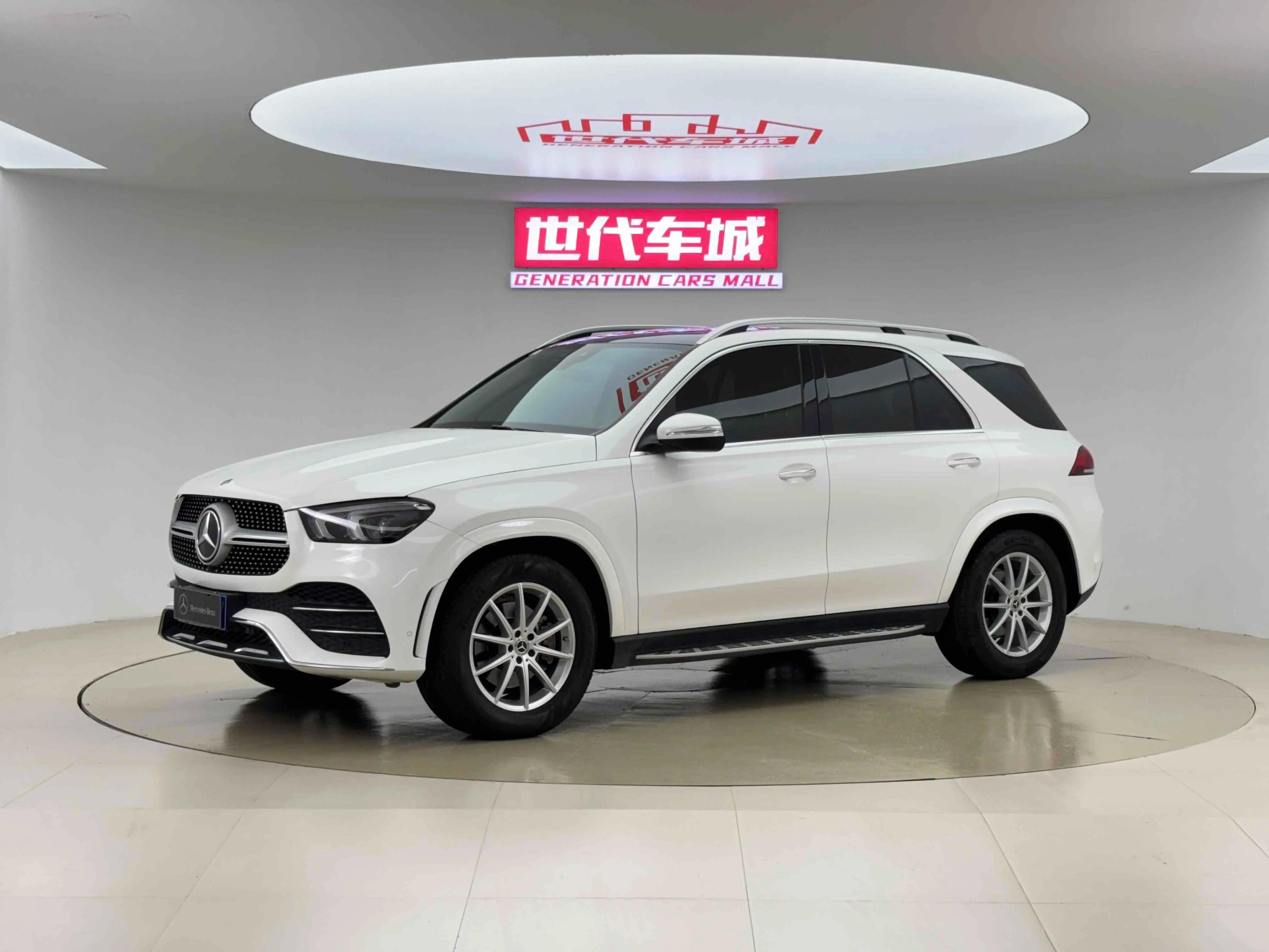 Mercedes-Benz GLE 2021 г. 140049 км.