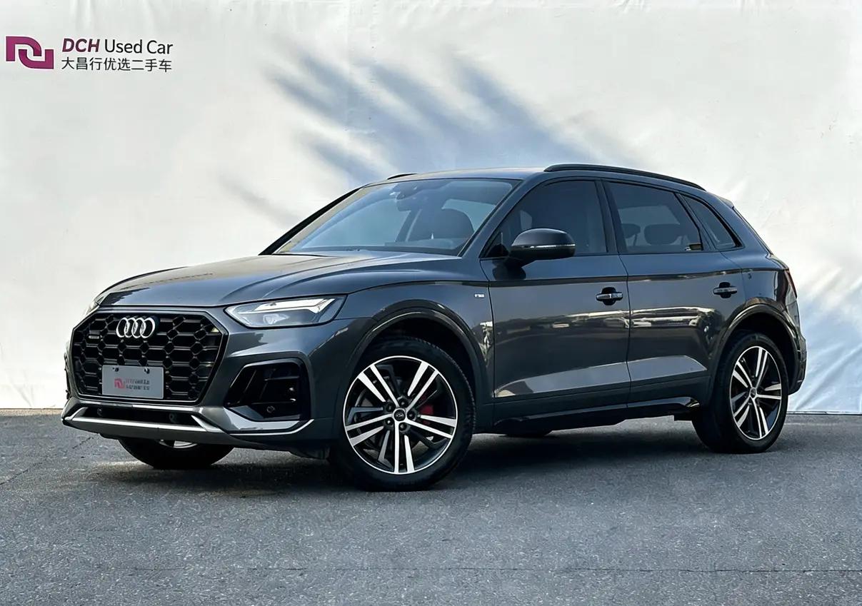 Audi Q5L 2022 г. 77027 км.