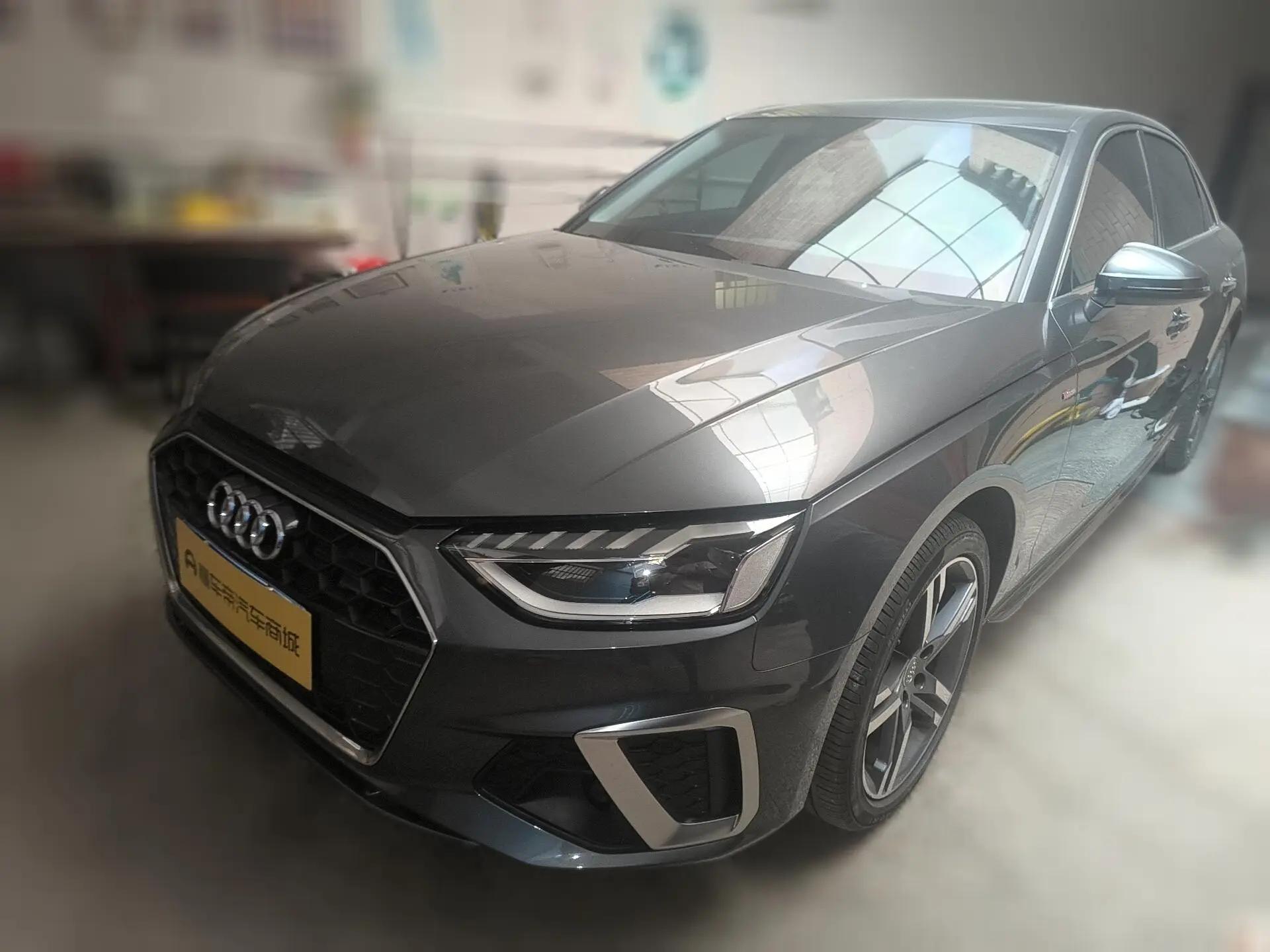 Audi A4L 2021 г. 8220 км.