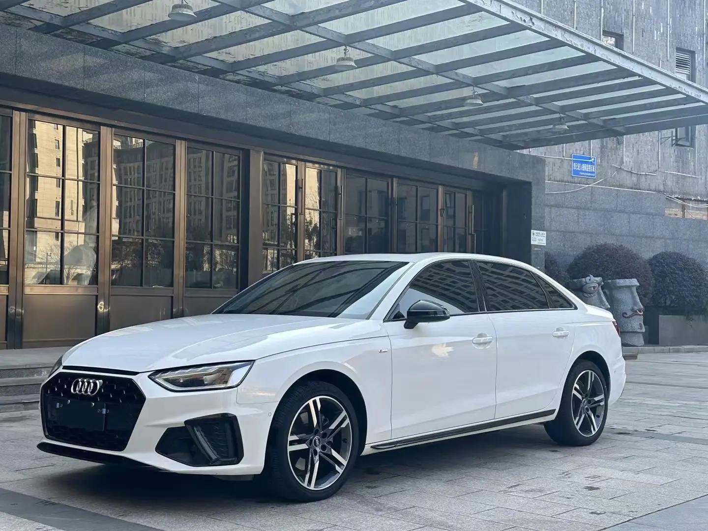 Audi A4L 2022 г. 38114 км.