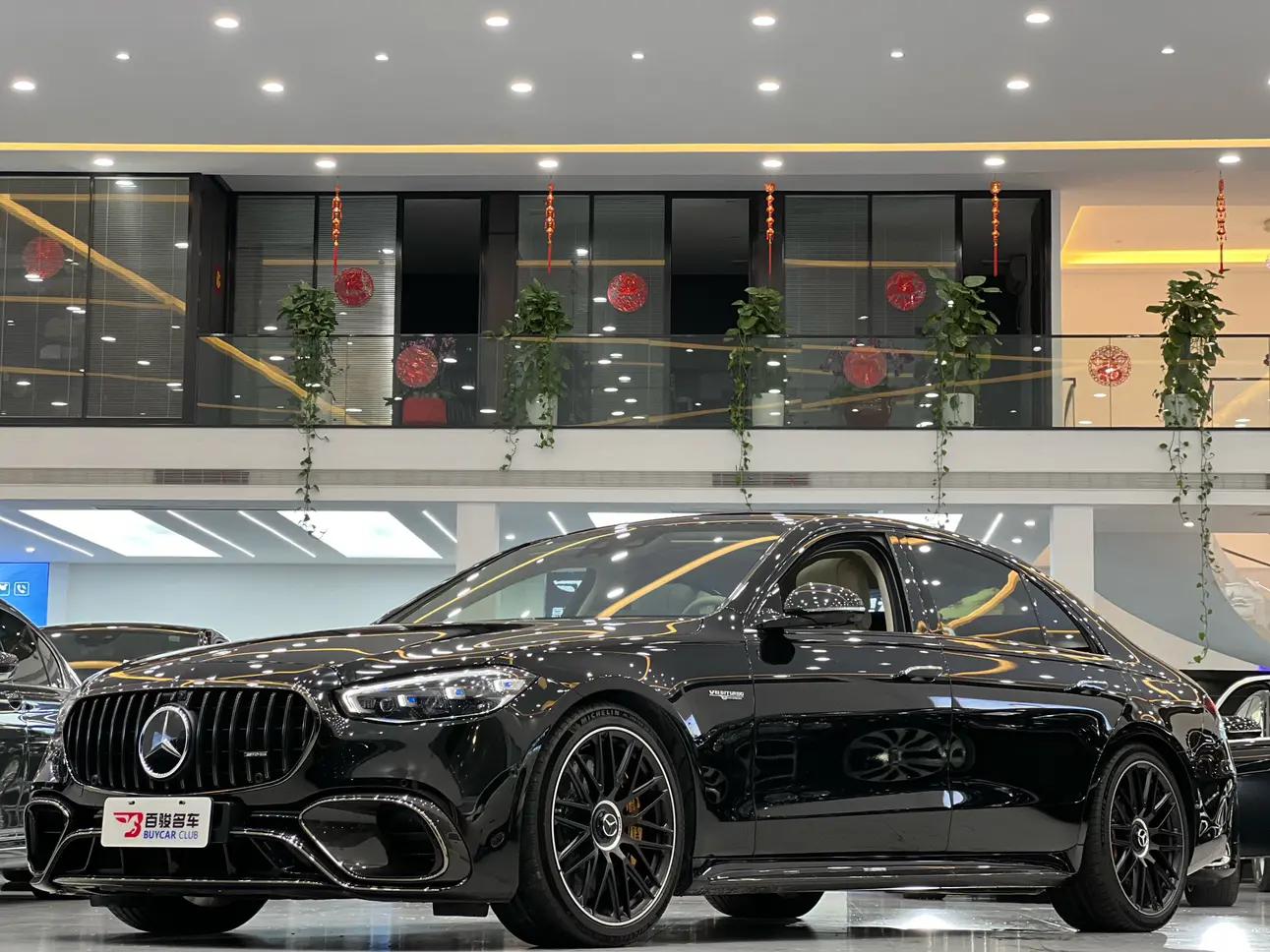 Mercedes-Benz S-Class AMG PHEV 2024 г. 8009 км.