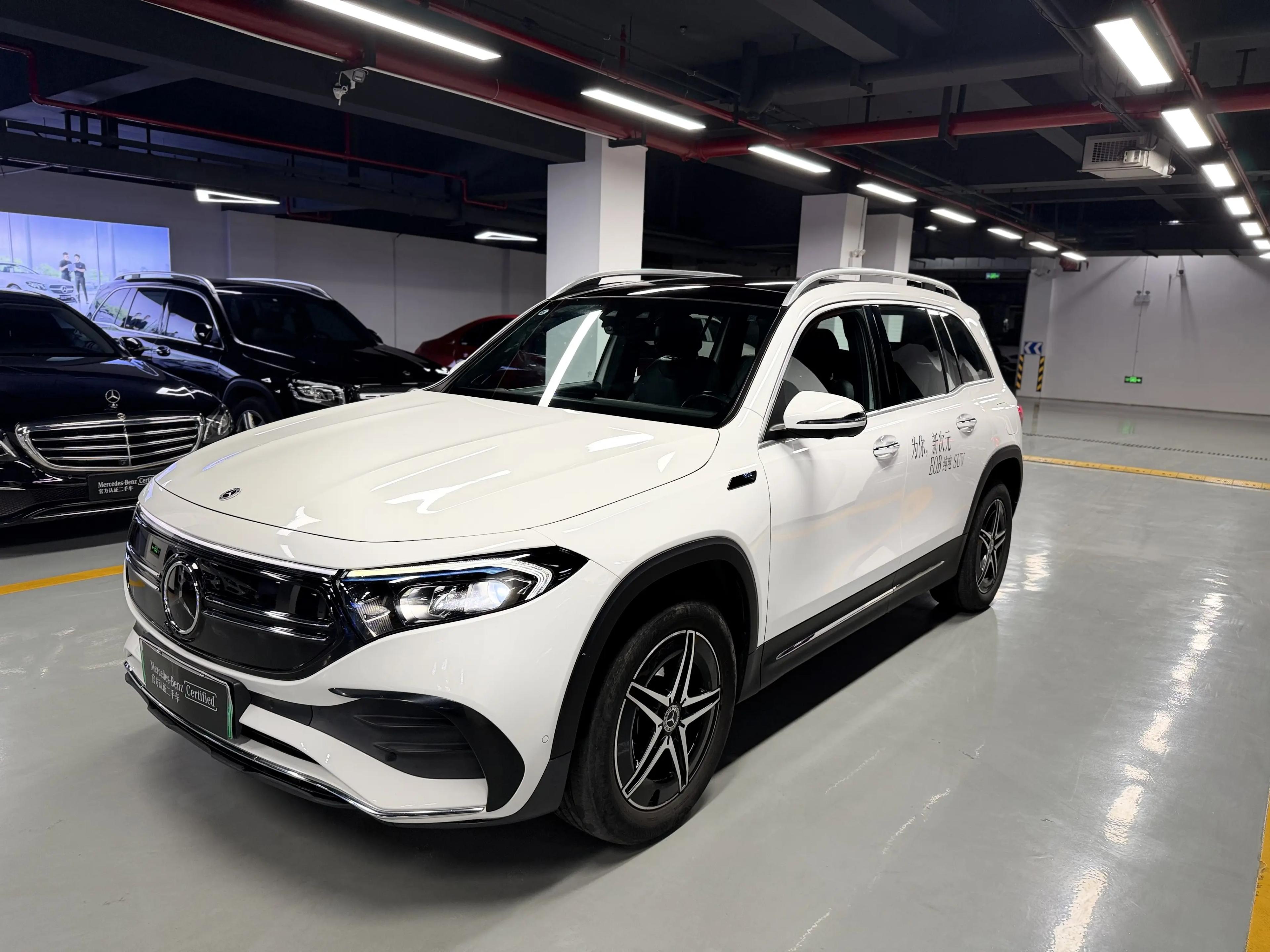 Mercedes-Benz EQB 2022 г. 112139 км.