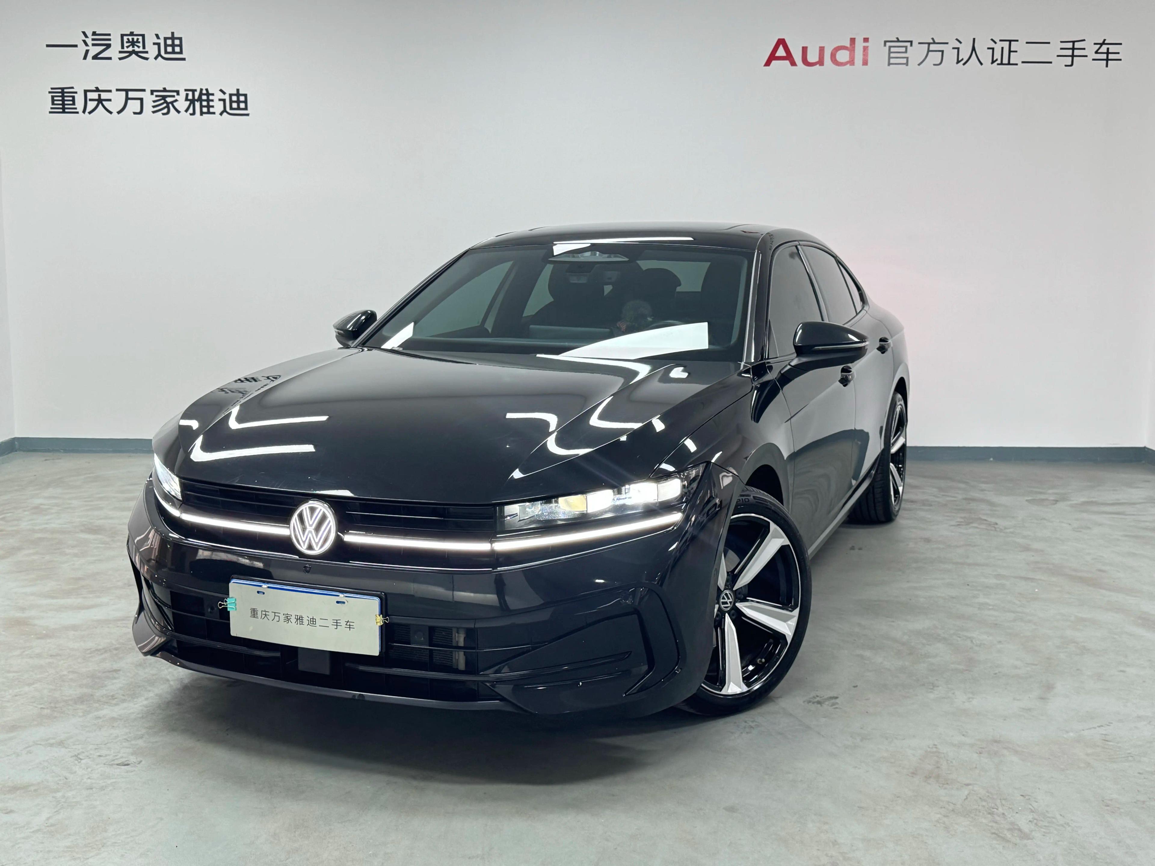 Volkswagen Magotan 2025 г. 37431 км.