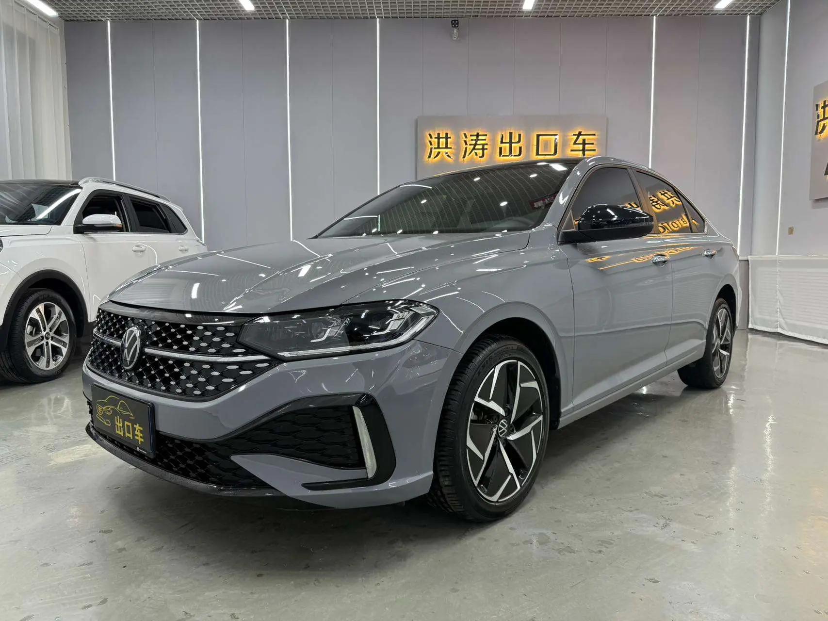 Volkswagen Lavida 1.4 TSI DSG (150 л.с.) 2022 г. 45002 км