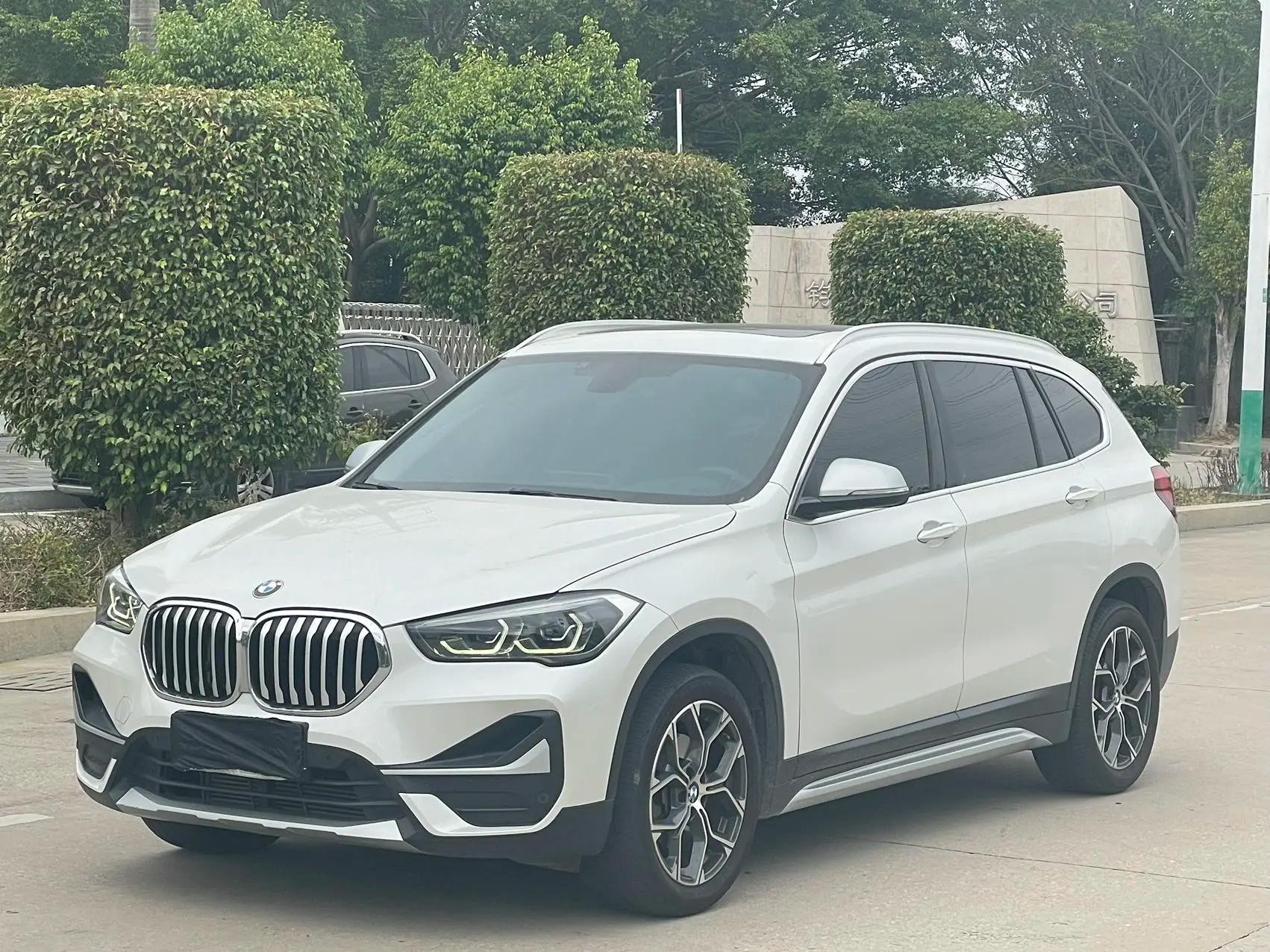 BMW X1 2021 г. 50065 км.