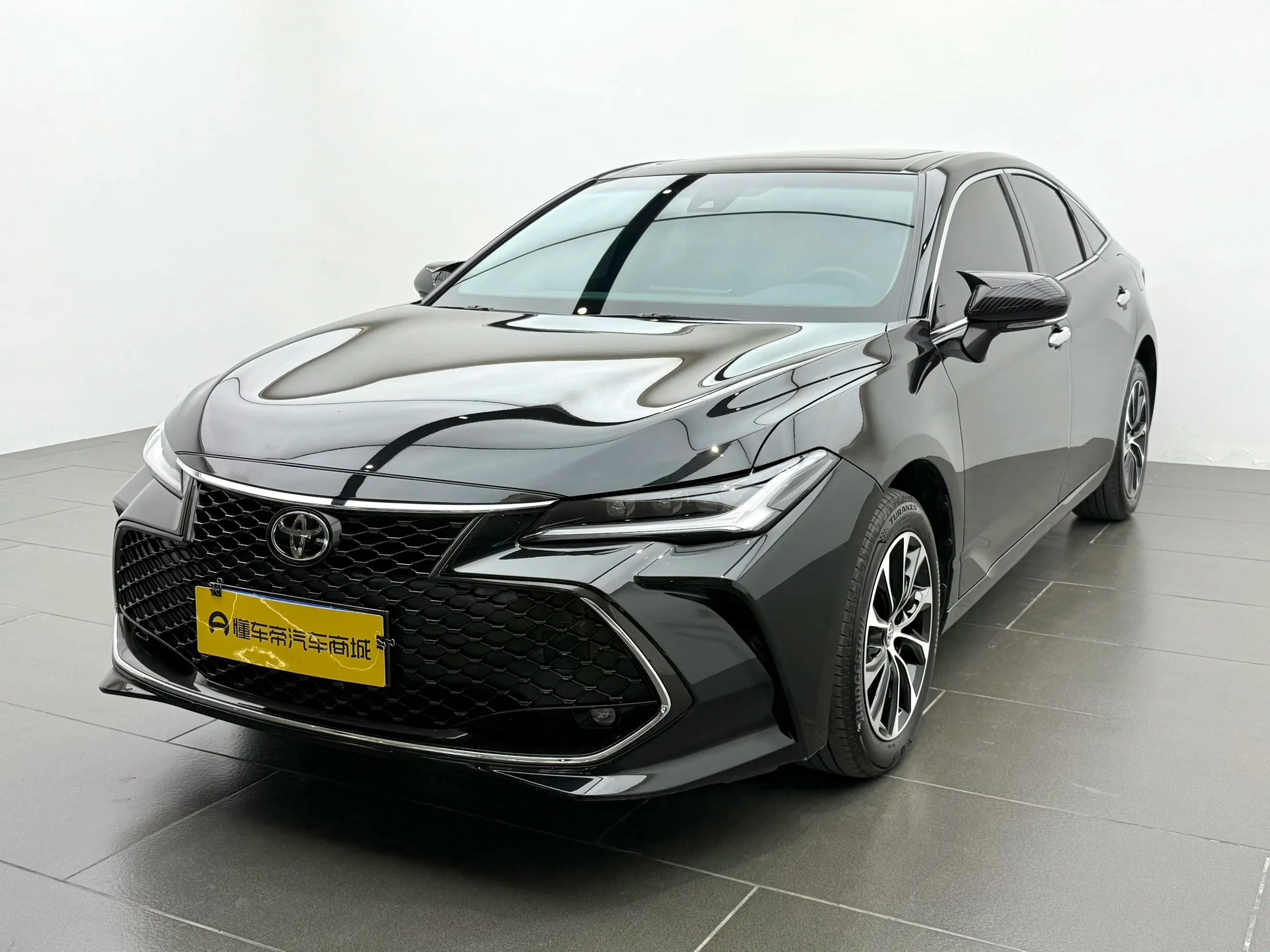 Toyota Avalon 2024 г. 13304 км.