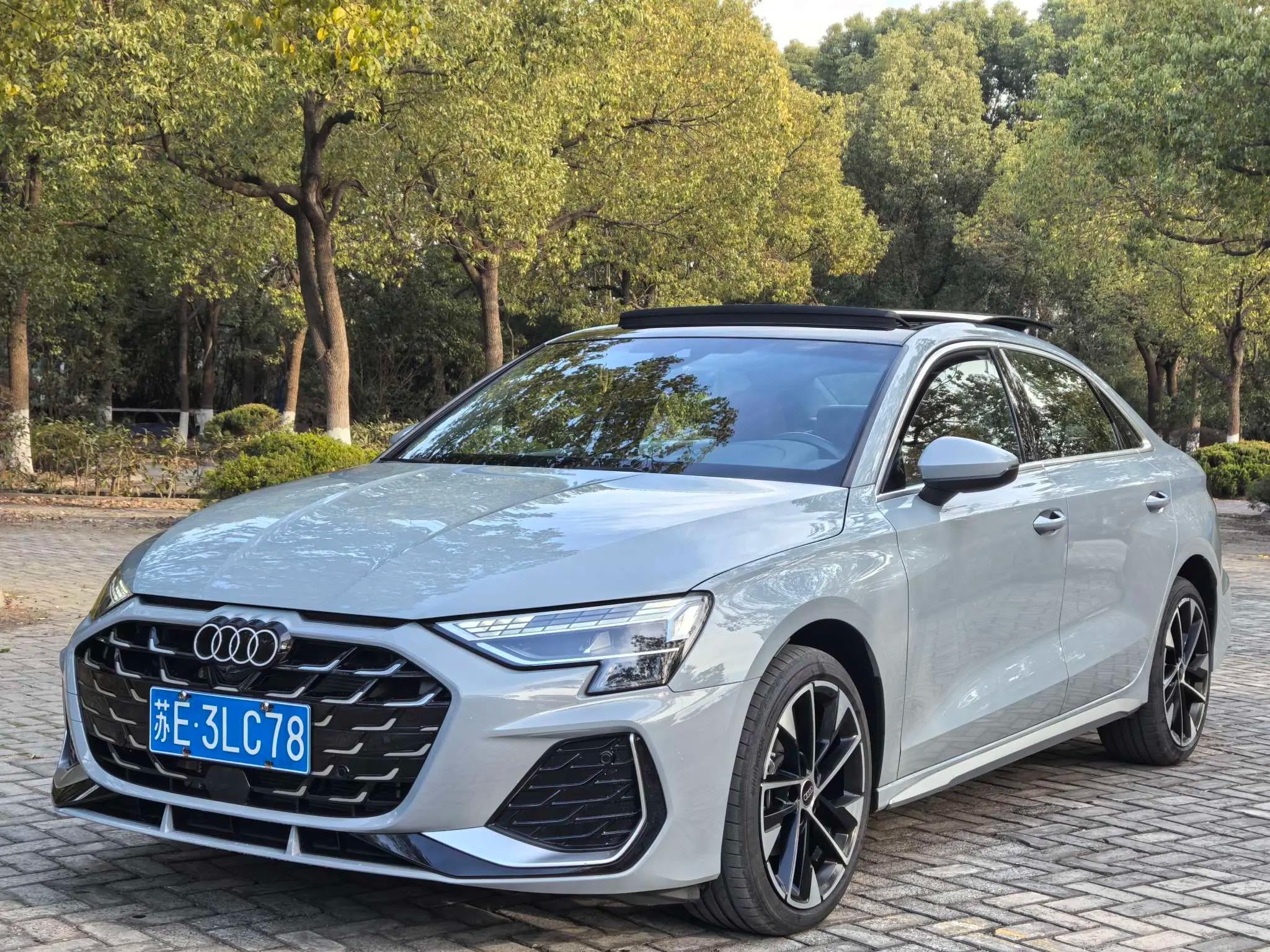 Audi A3 2024 г. 14136 км.