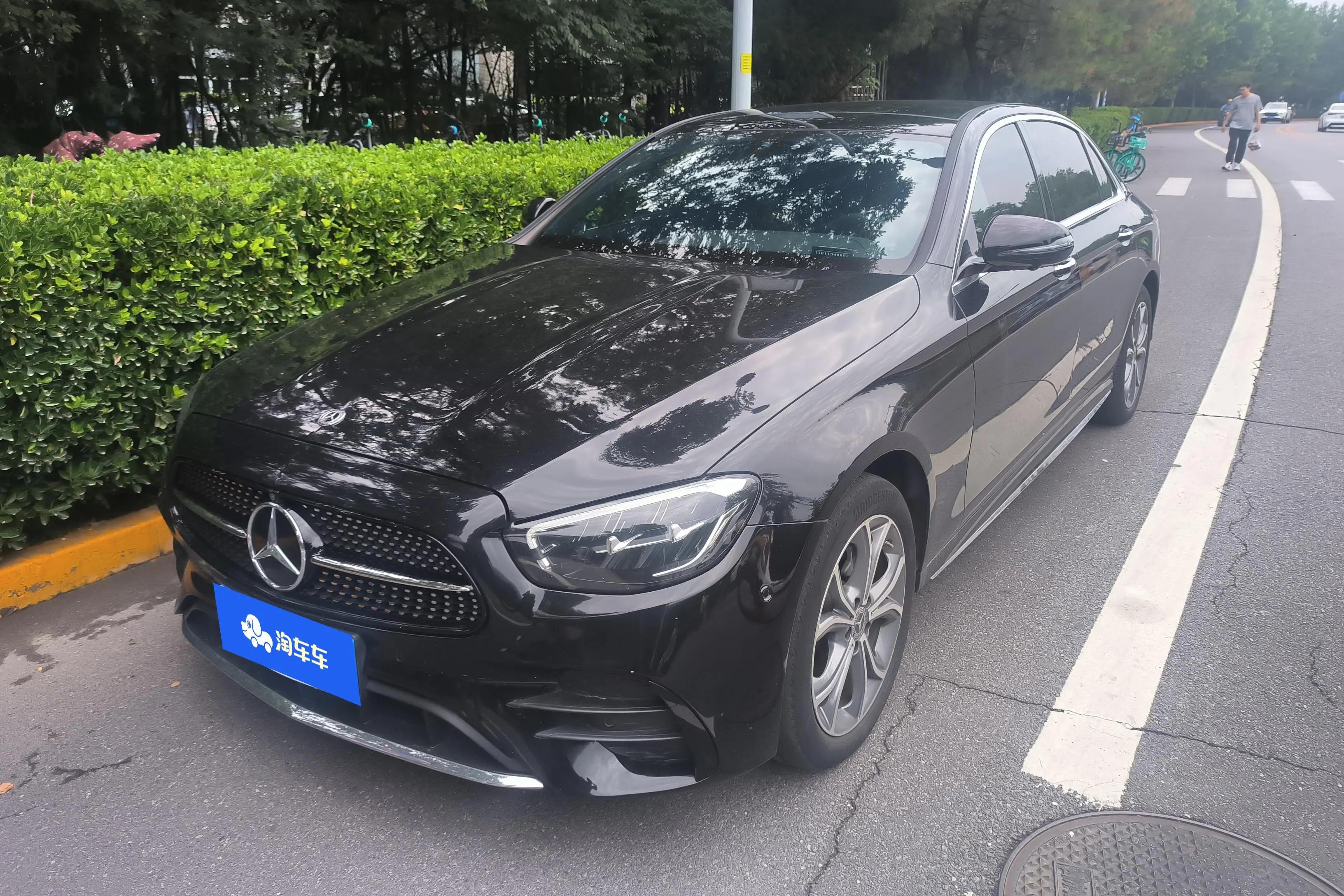Mercedes-Benz E-Class 2021 г. 63867 км.