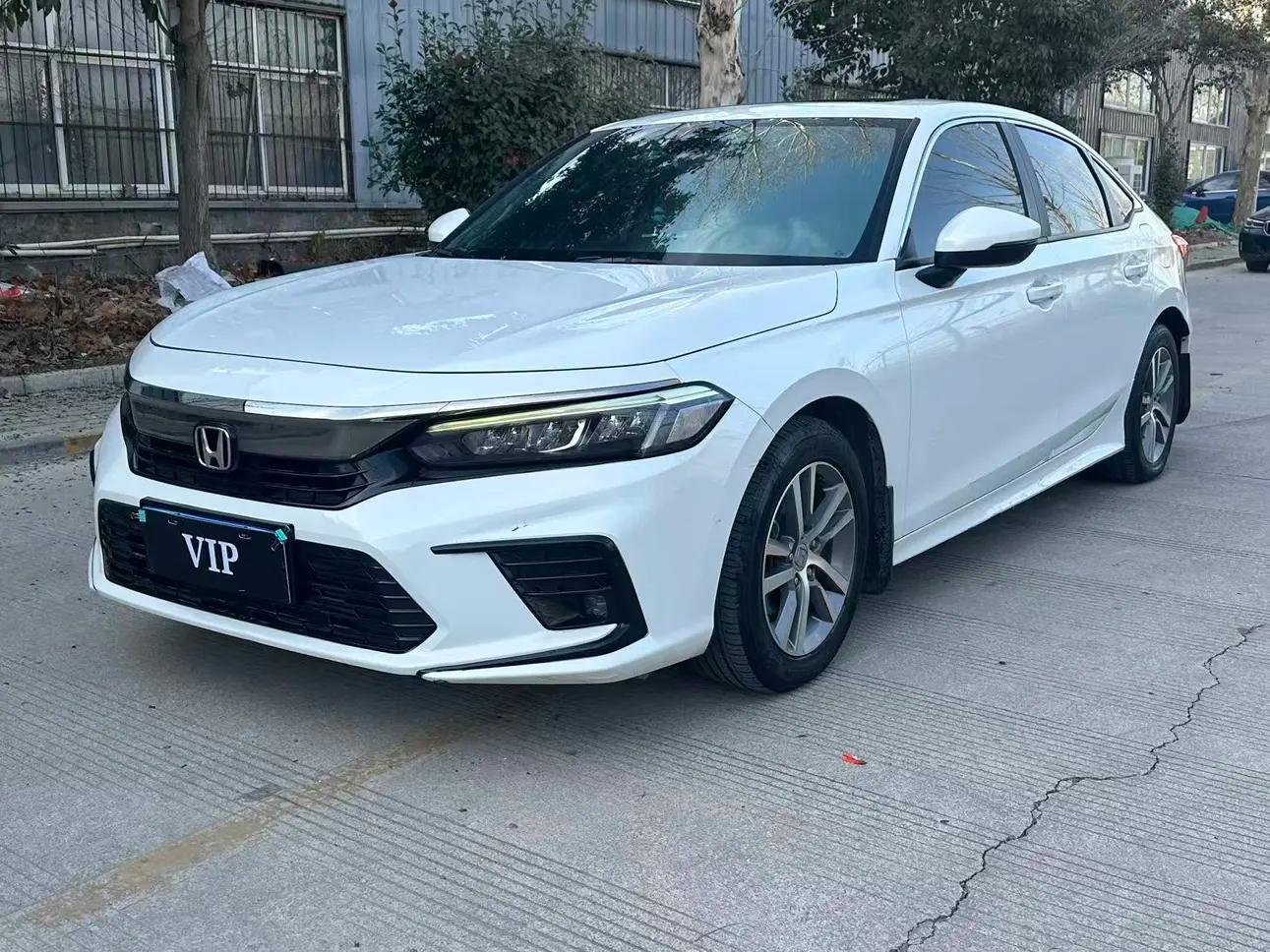Honda Civic 2024 г. 28008 км.