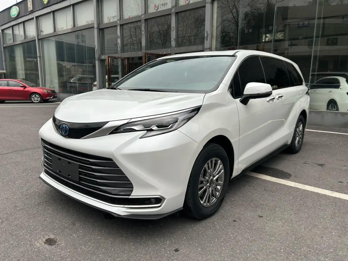 Toyota Sienna 2022 г. 48051 км.