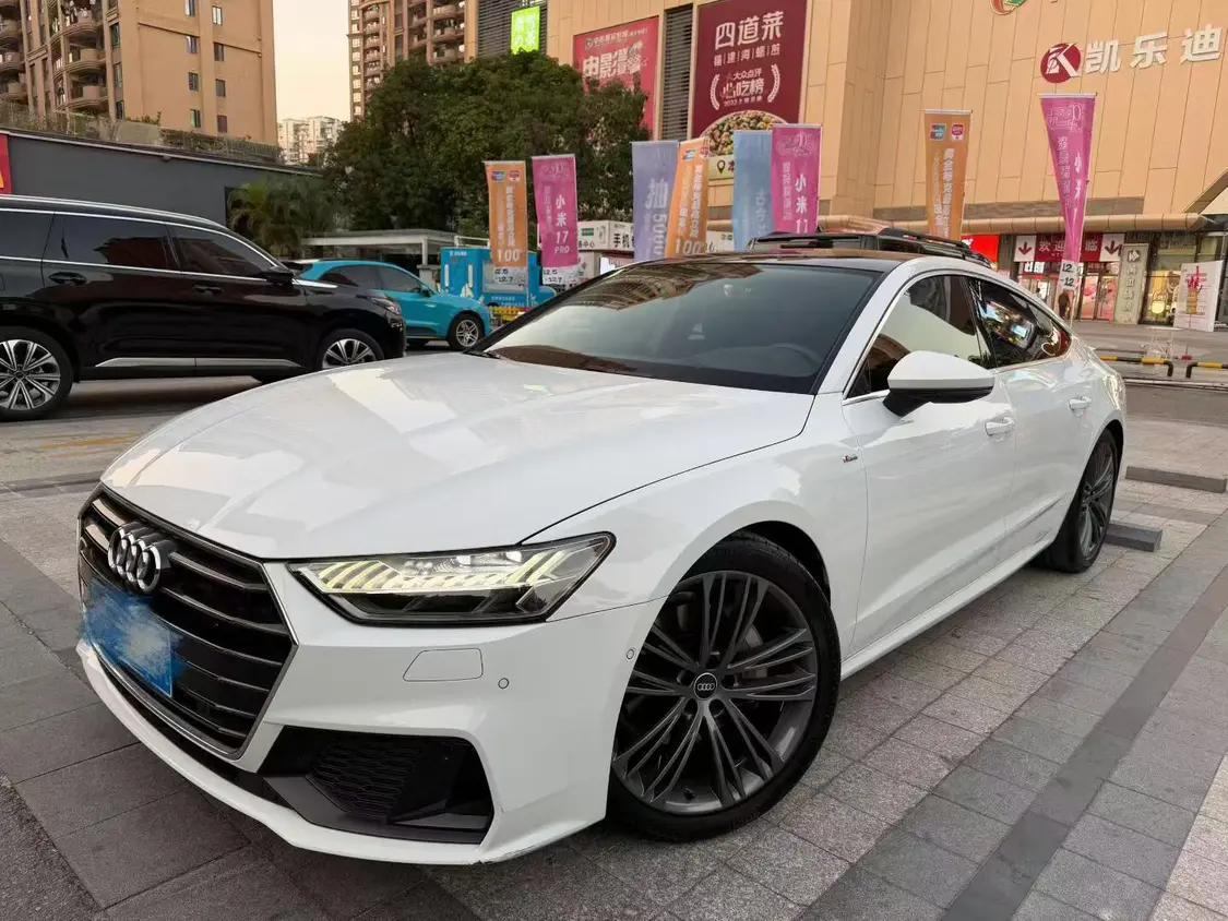Audi A7 2022 г. 40085 км.