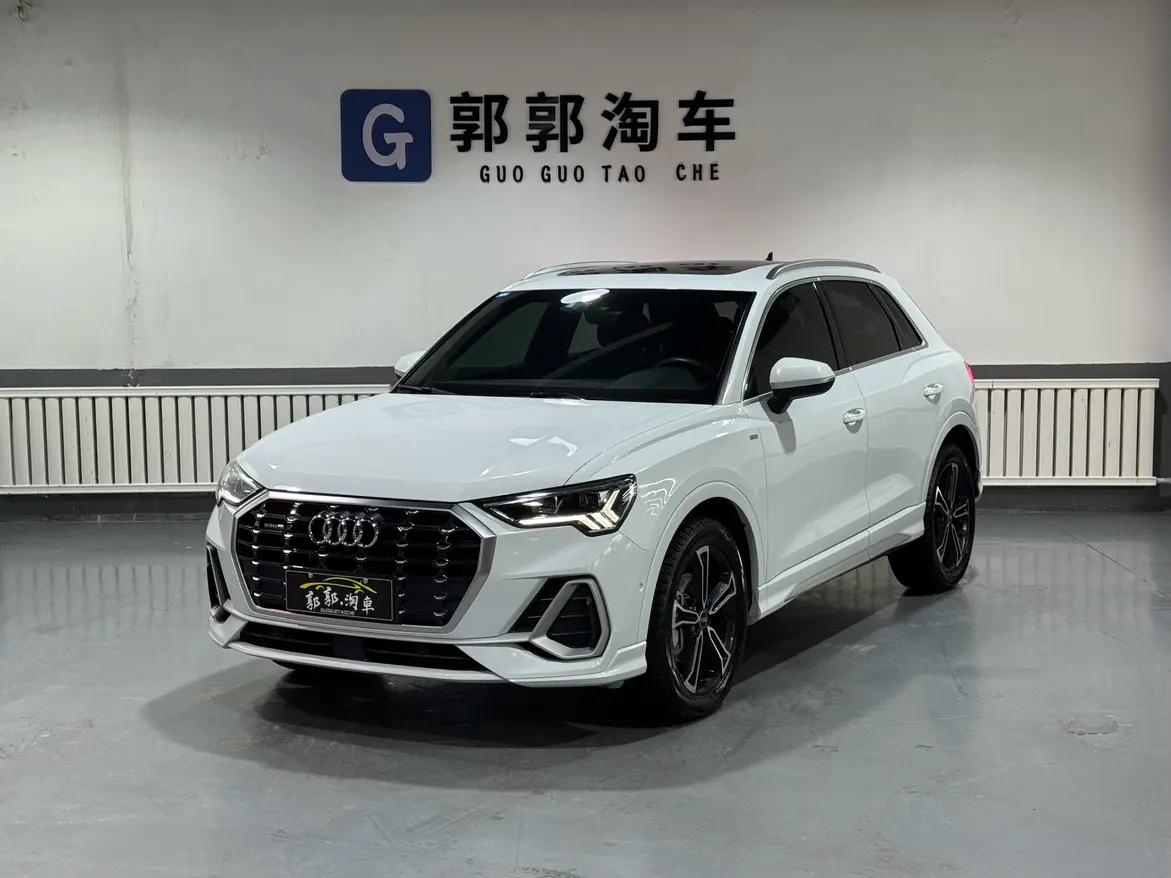 Audi Q3 2022 г. 22077 км.