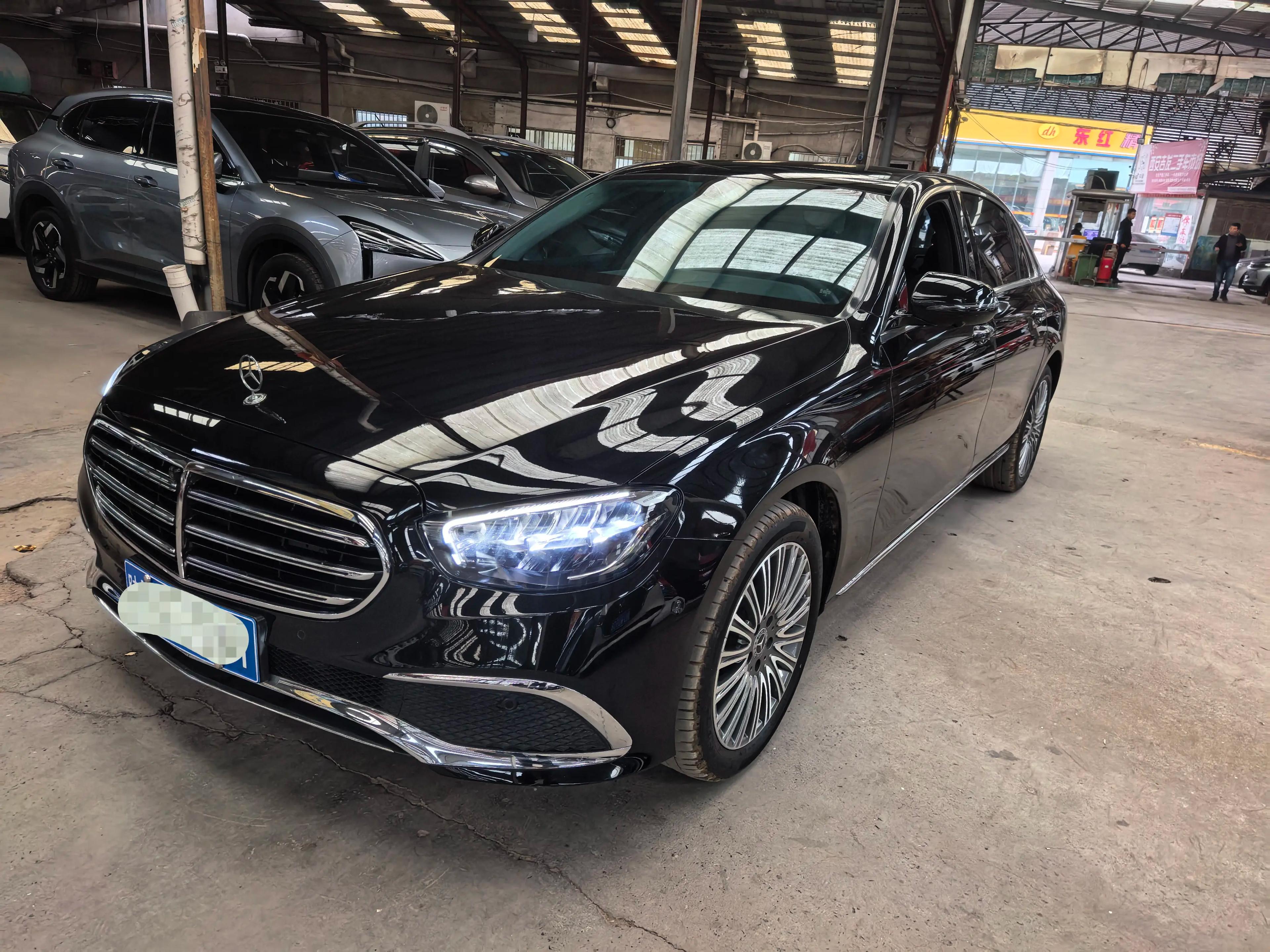Mercedes-Benz E-Class 2023 г. 48662 км.
