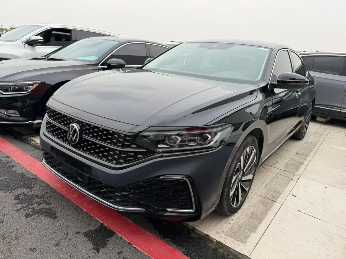 Volkswagen Passat 2021 г. 47093 км.