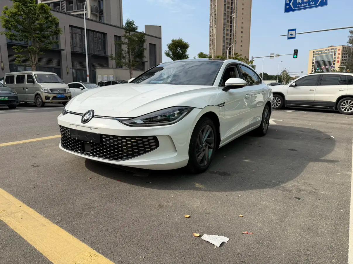 Volkswagen Lamando 2022 г. 26014 км.