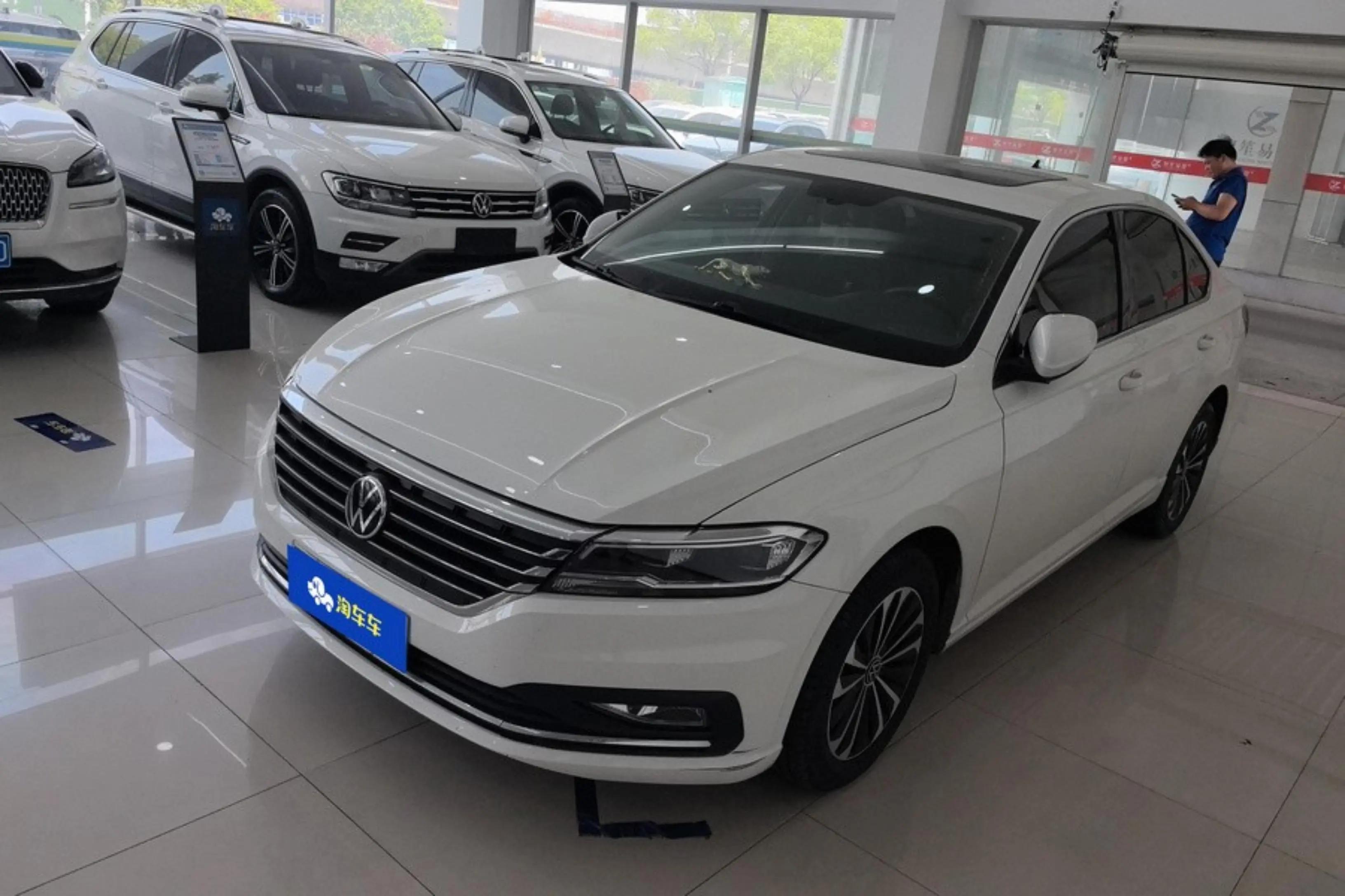 Volkswagen Lavida 2021 г. 42001 км.