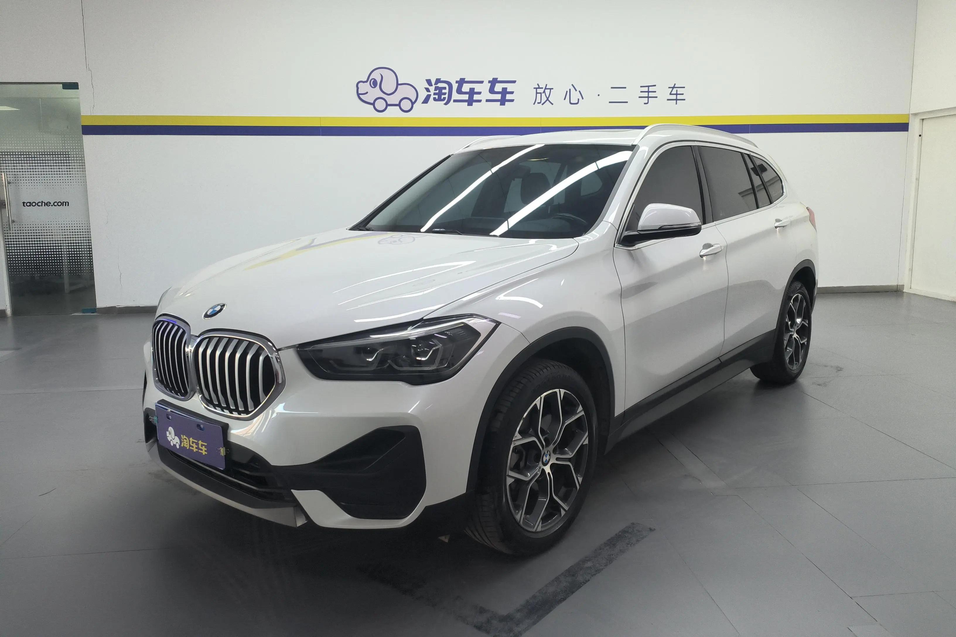 BMW X1 2022 г. 45411 км.