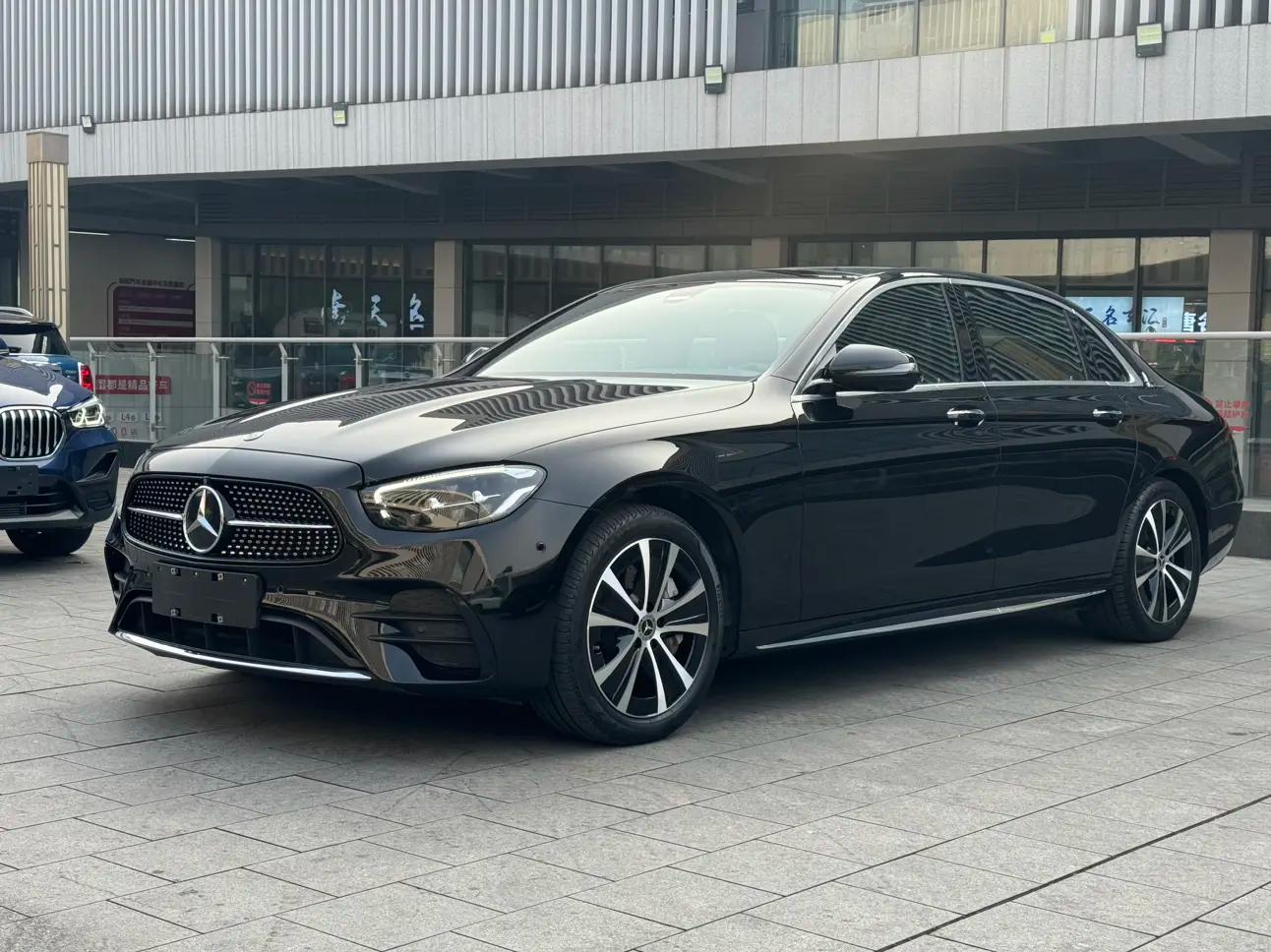 Mercedes-Benz E-Class PHEV 2022 г. 45043 км.