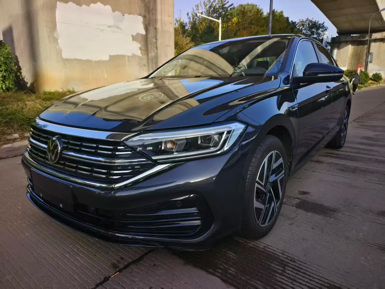 Volkswagen Sagitar 2023 г.