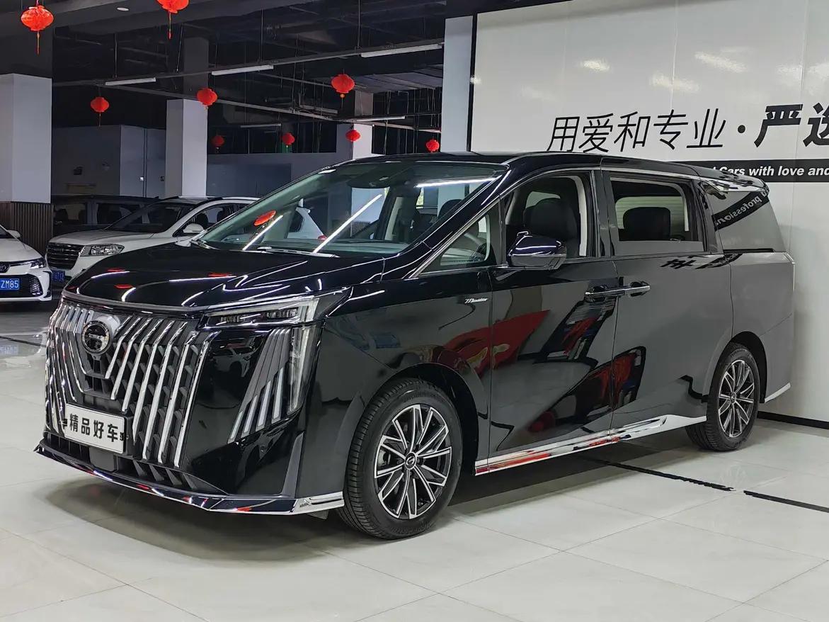 GAC Trumpchi M8 2023 г. 18000 км.
