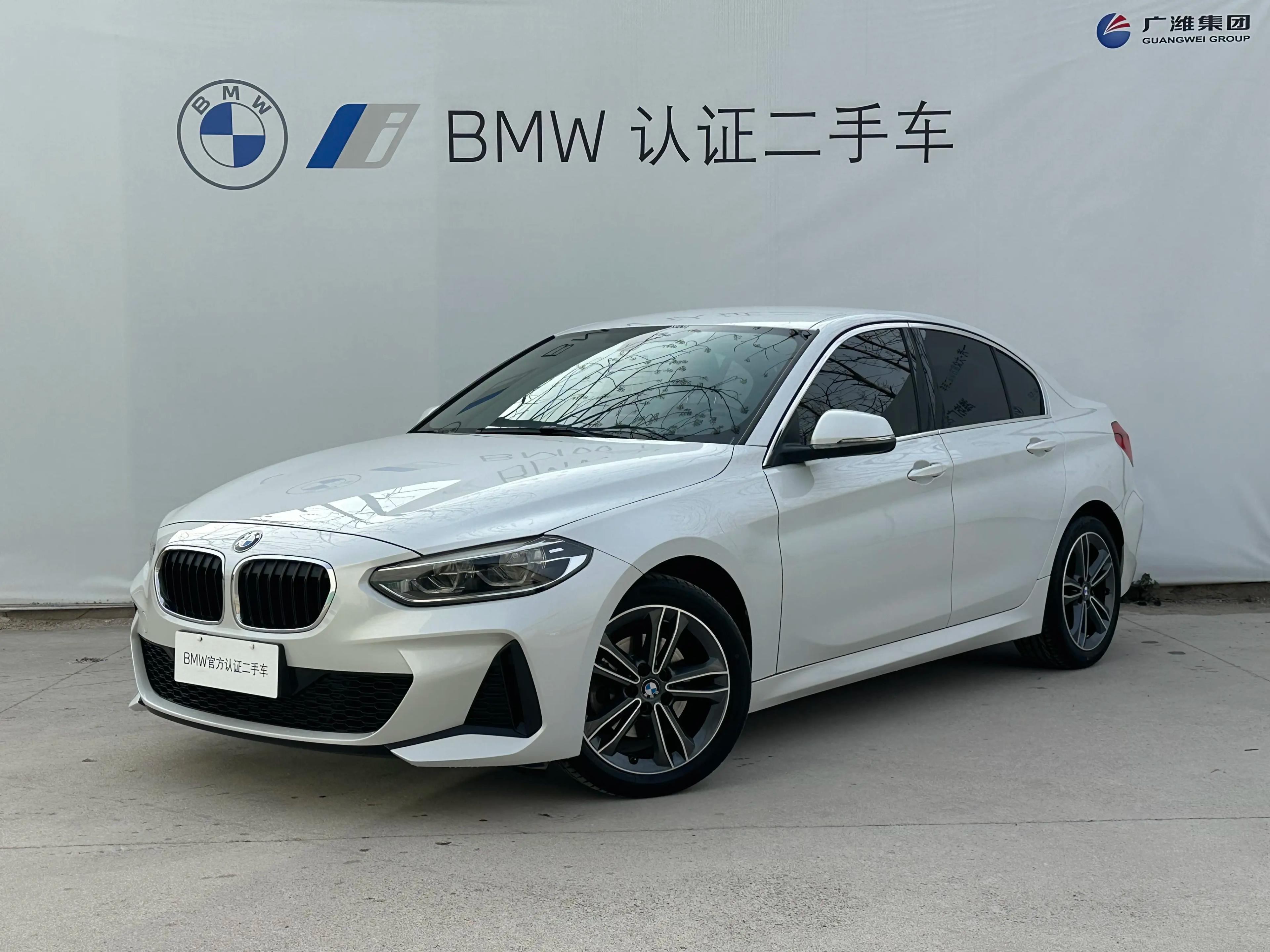 BMW 1 Series 2022 г. 26033 км.