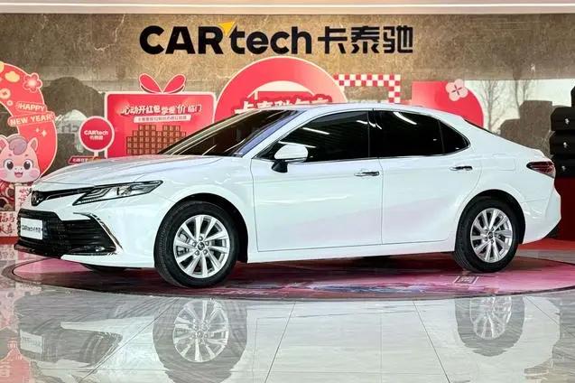 Toyota Camry 2022 г. 33099 км.