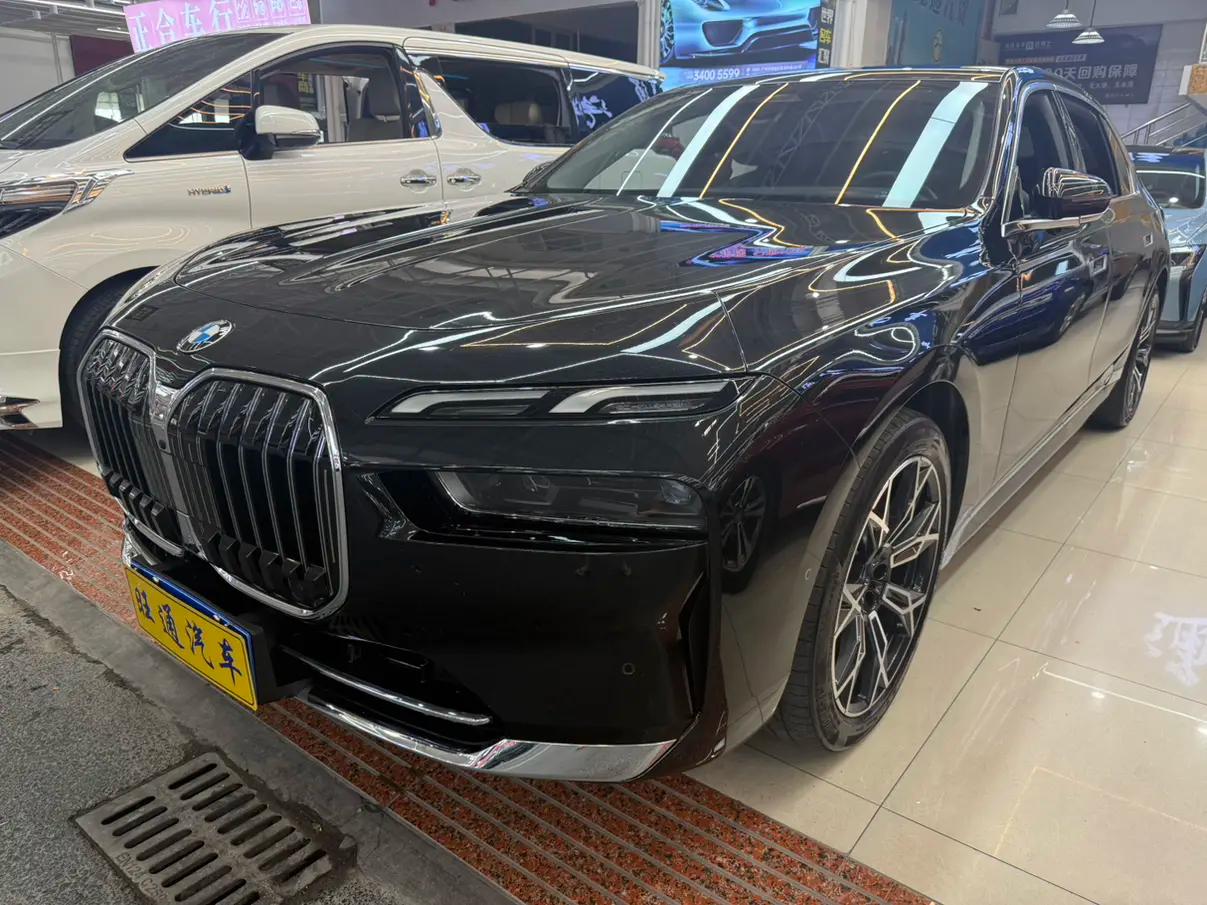 BMW 7 Series 2023 г.
