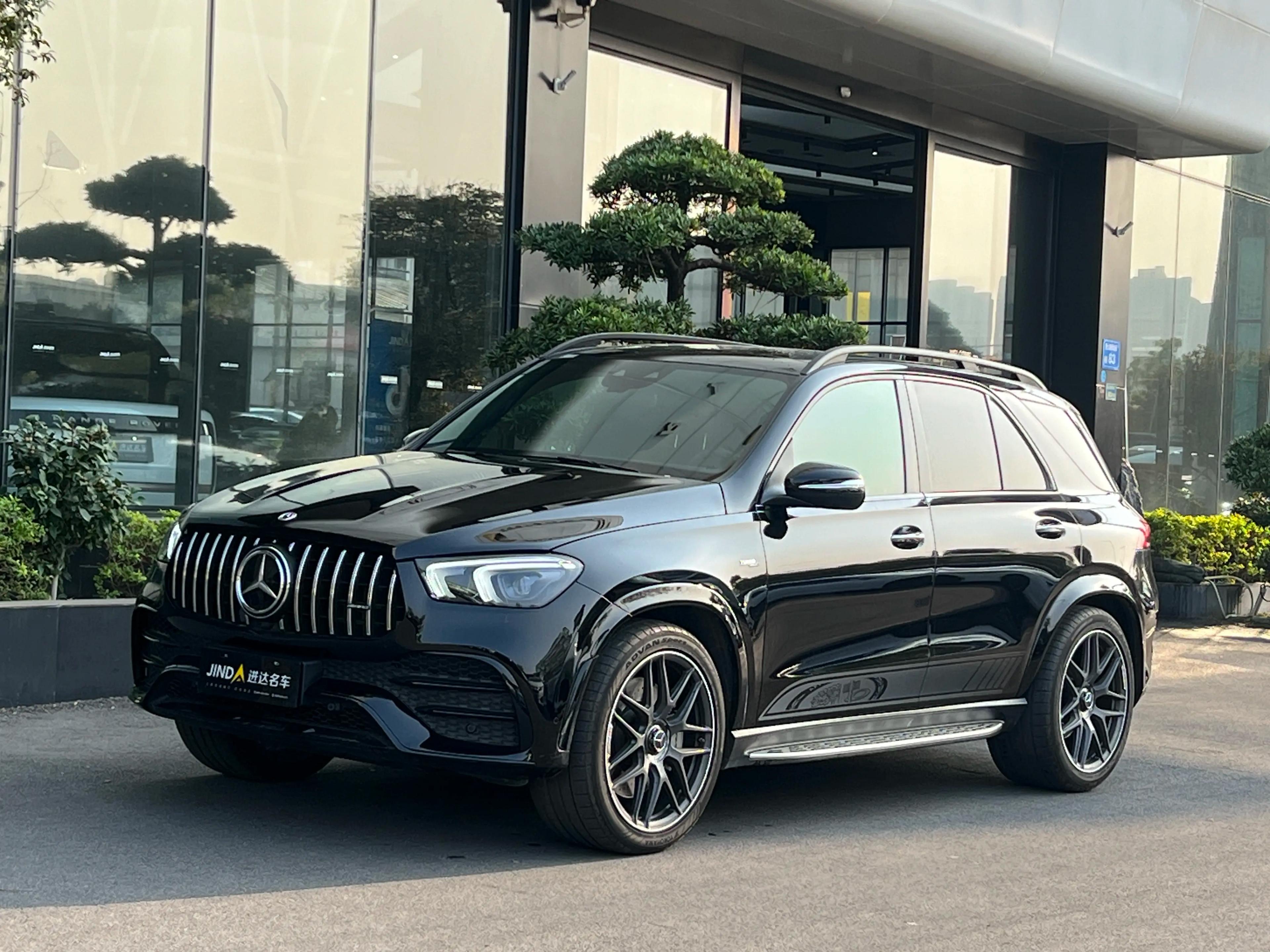 Mercedes-Benz GLE AMG 2023 г. 24031 км.