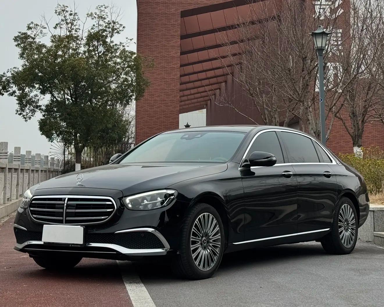 Mercedes-Benz E-Class 2023 г. 38149 км.