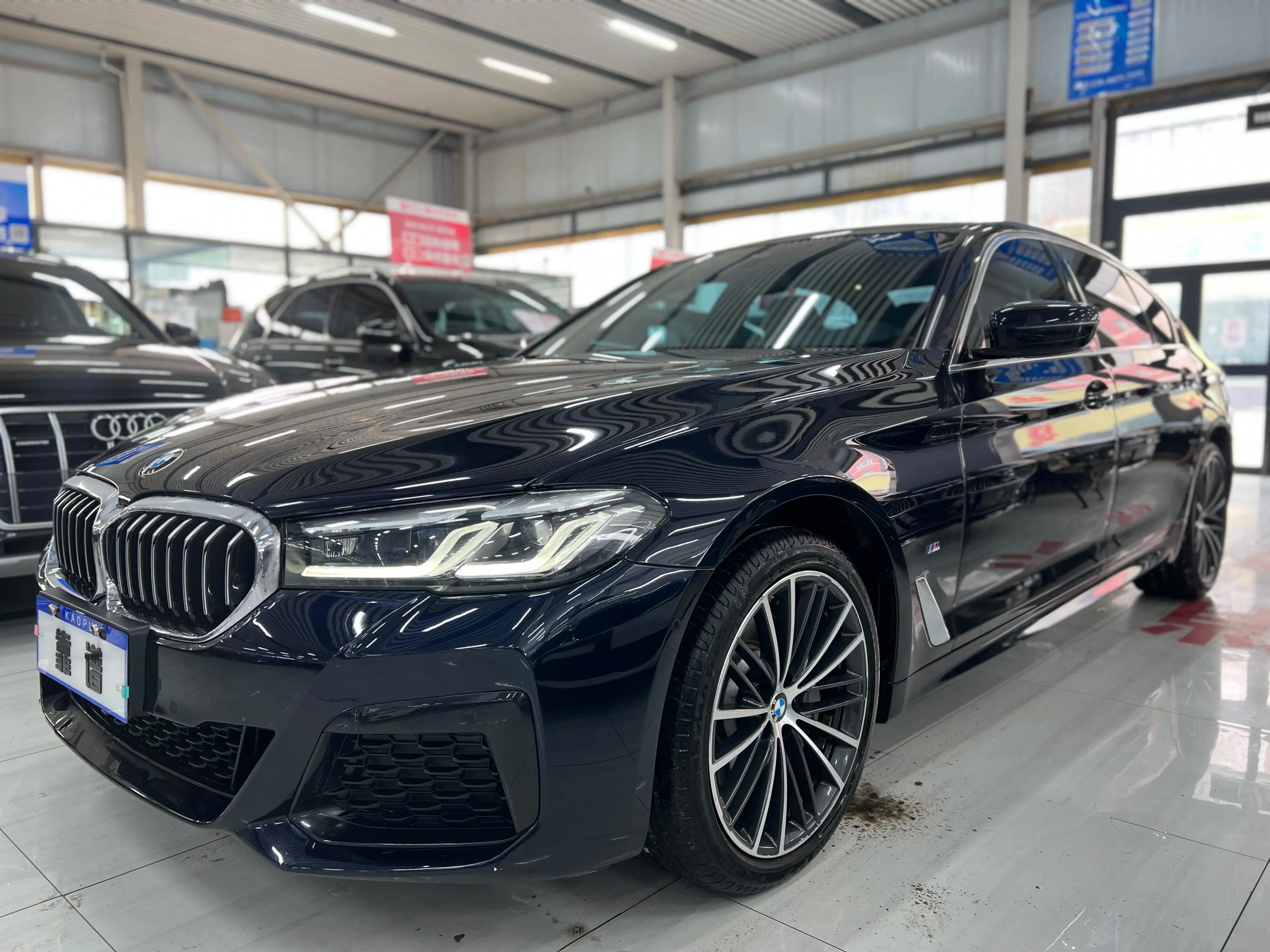 BMW 5 Series 2022 г. 69925 км.