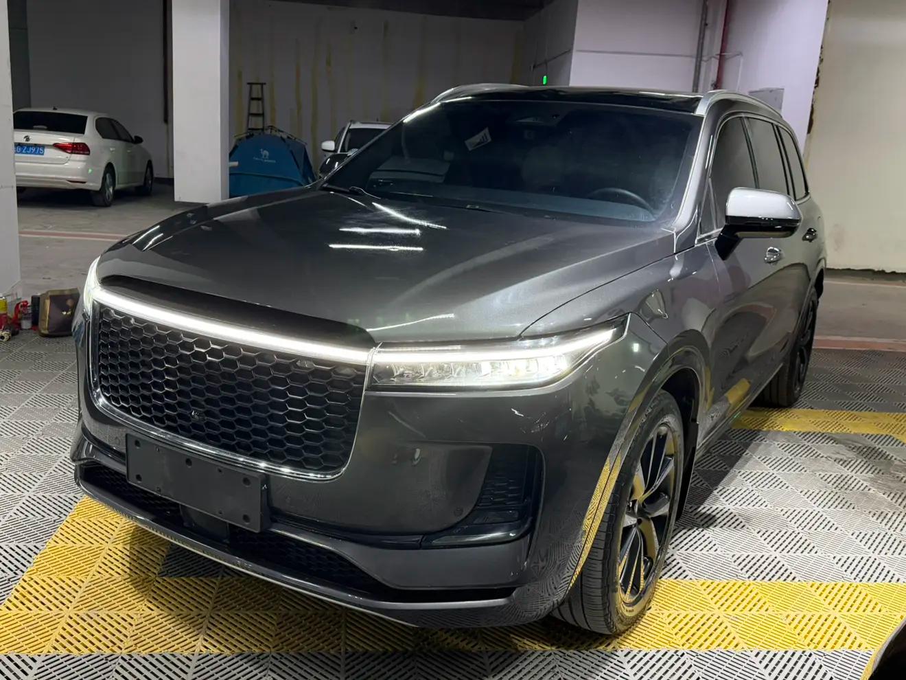 Lixiang ONE 2021 г. 90036 км.