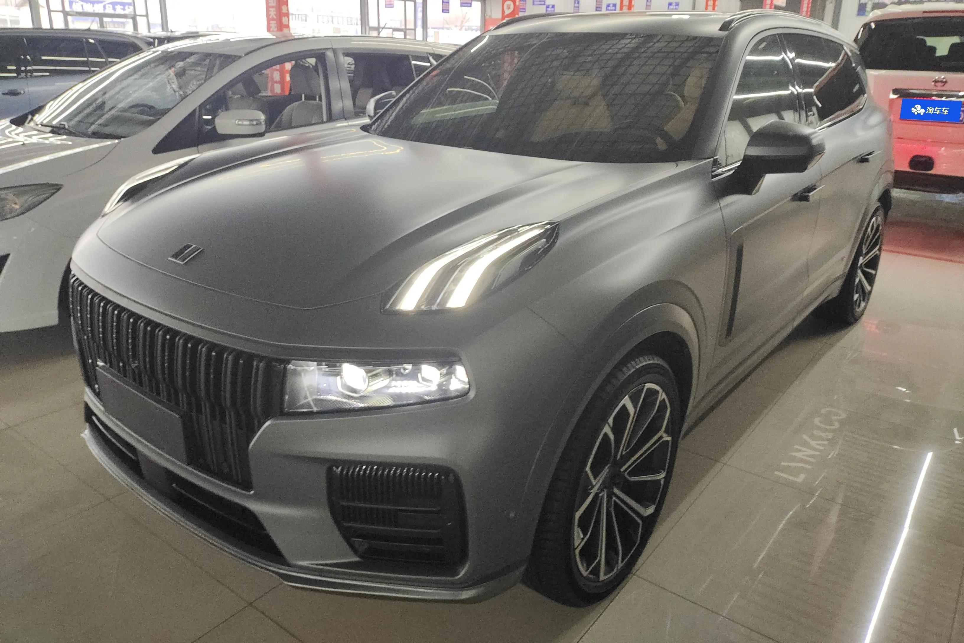 Lynk & Co 09 2022 г. 19695 км.