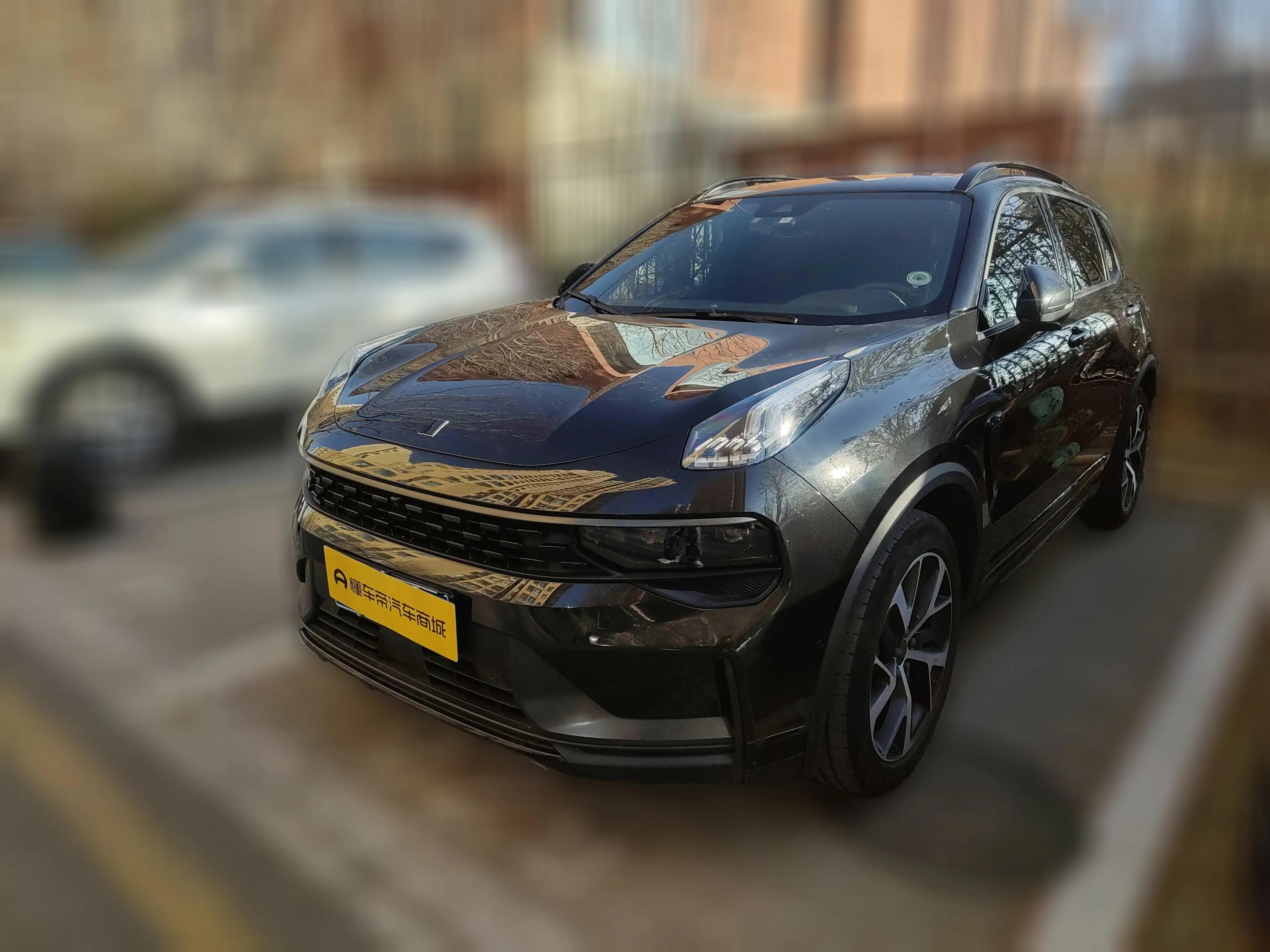 Lynk & Co 01 2021 г. 68992 км.