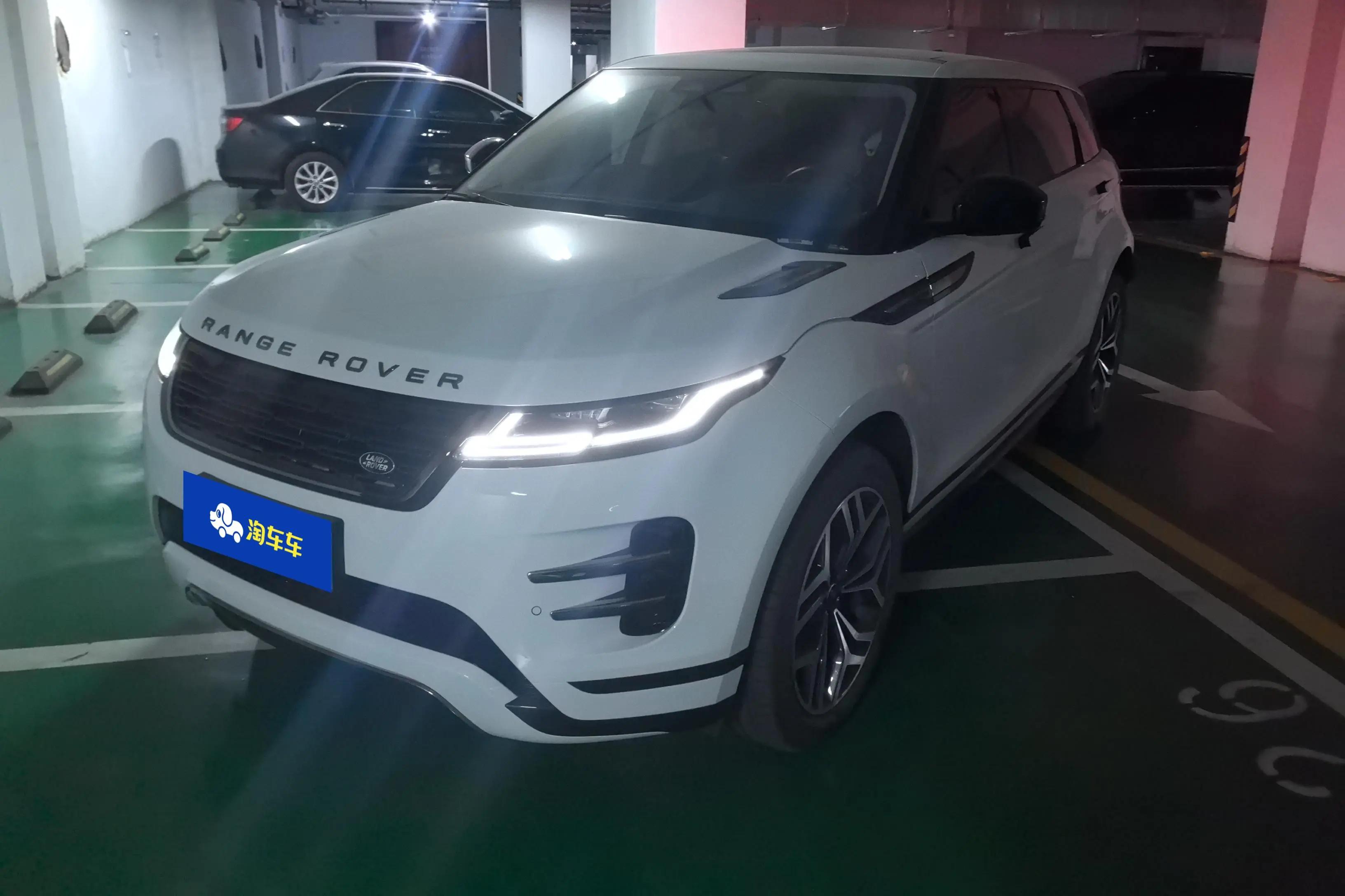 Land Rover Range Rover Evoque 2024 г. 4713 км.