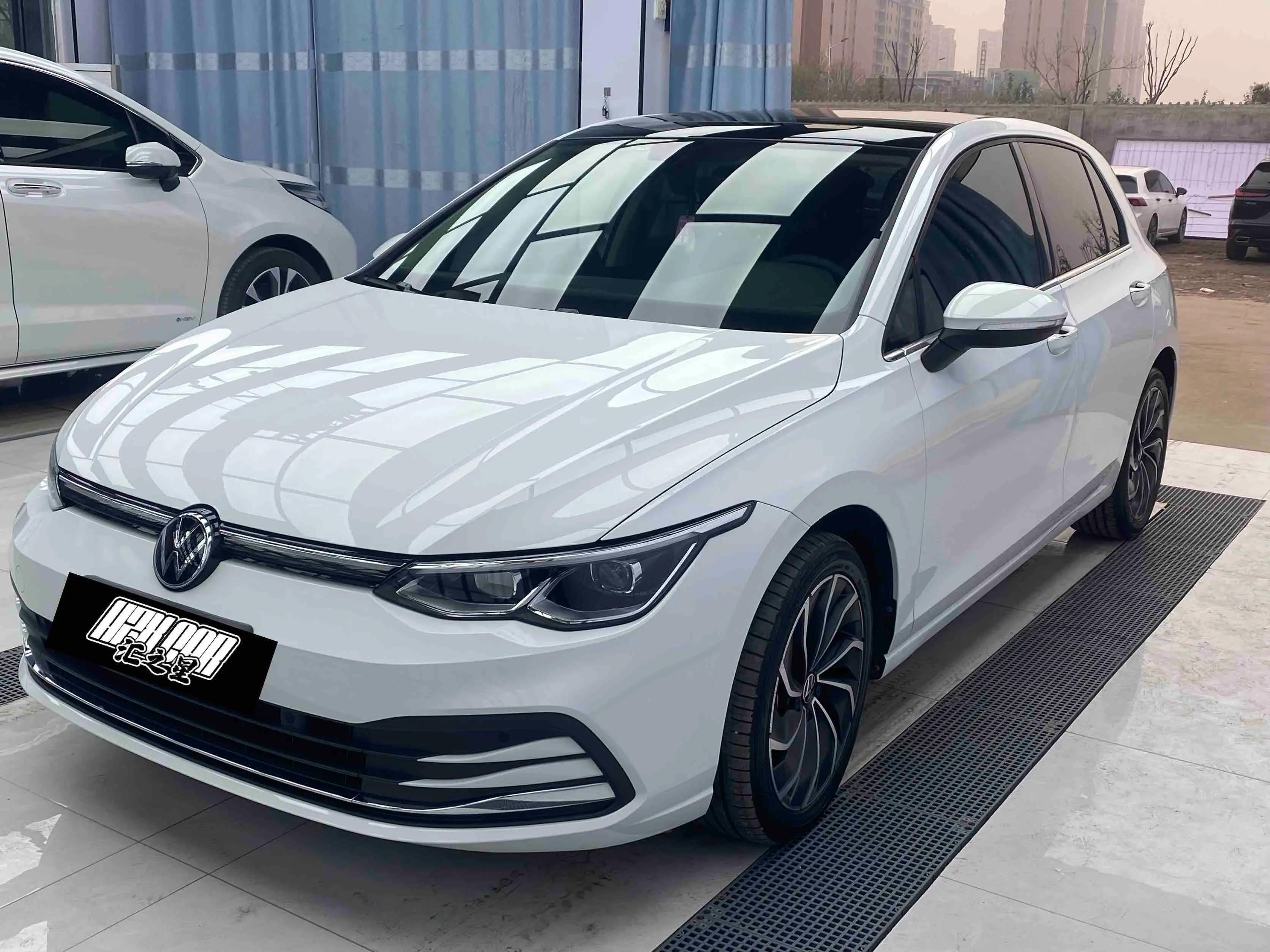 Volkswagen Golf 2022 г. 21100 км.