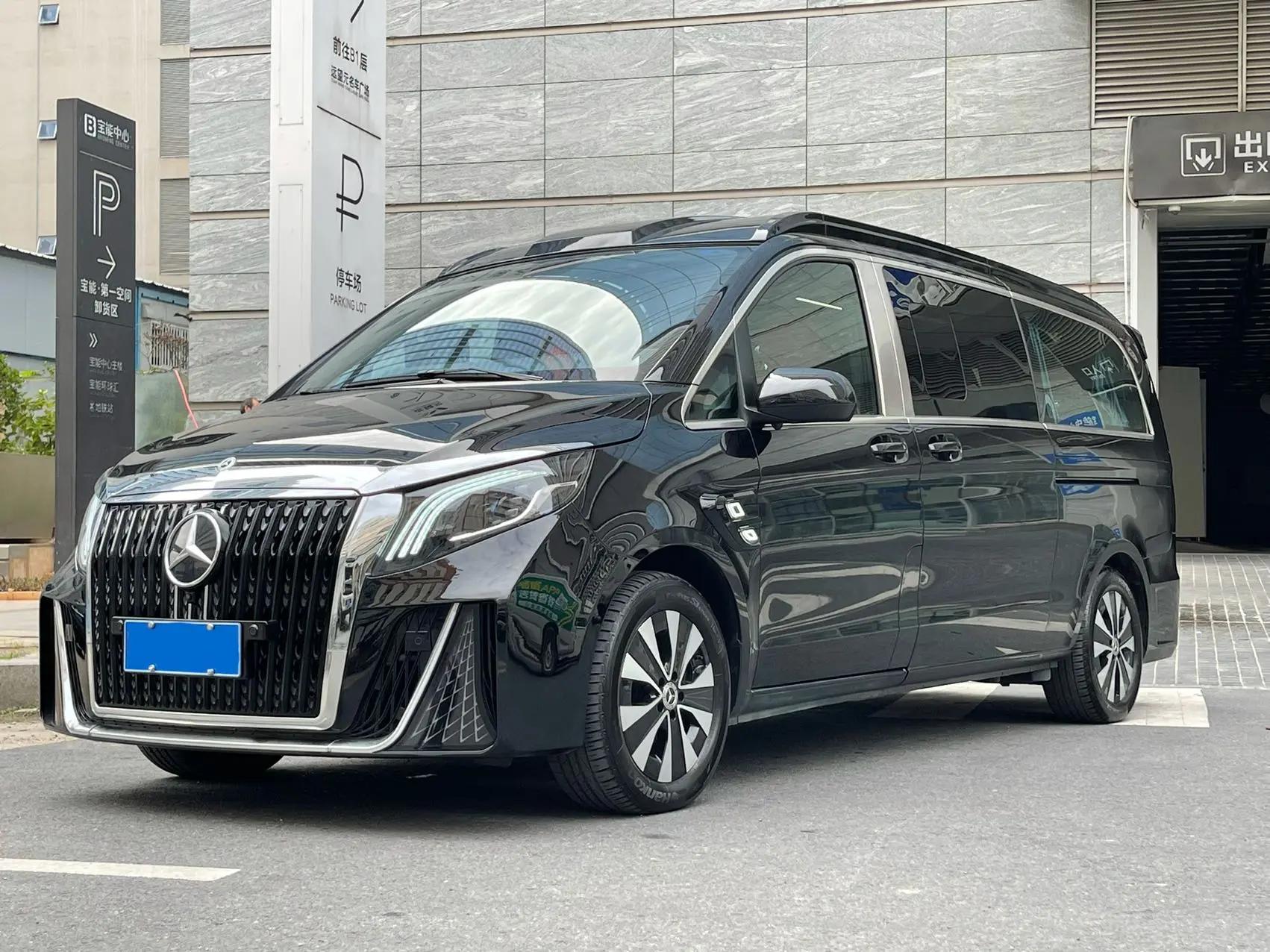 Mercedes-Benz Vito 2024 г. 10063 км.