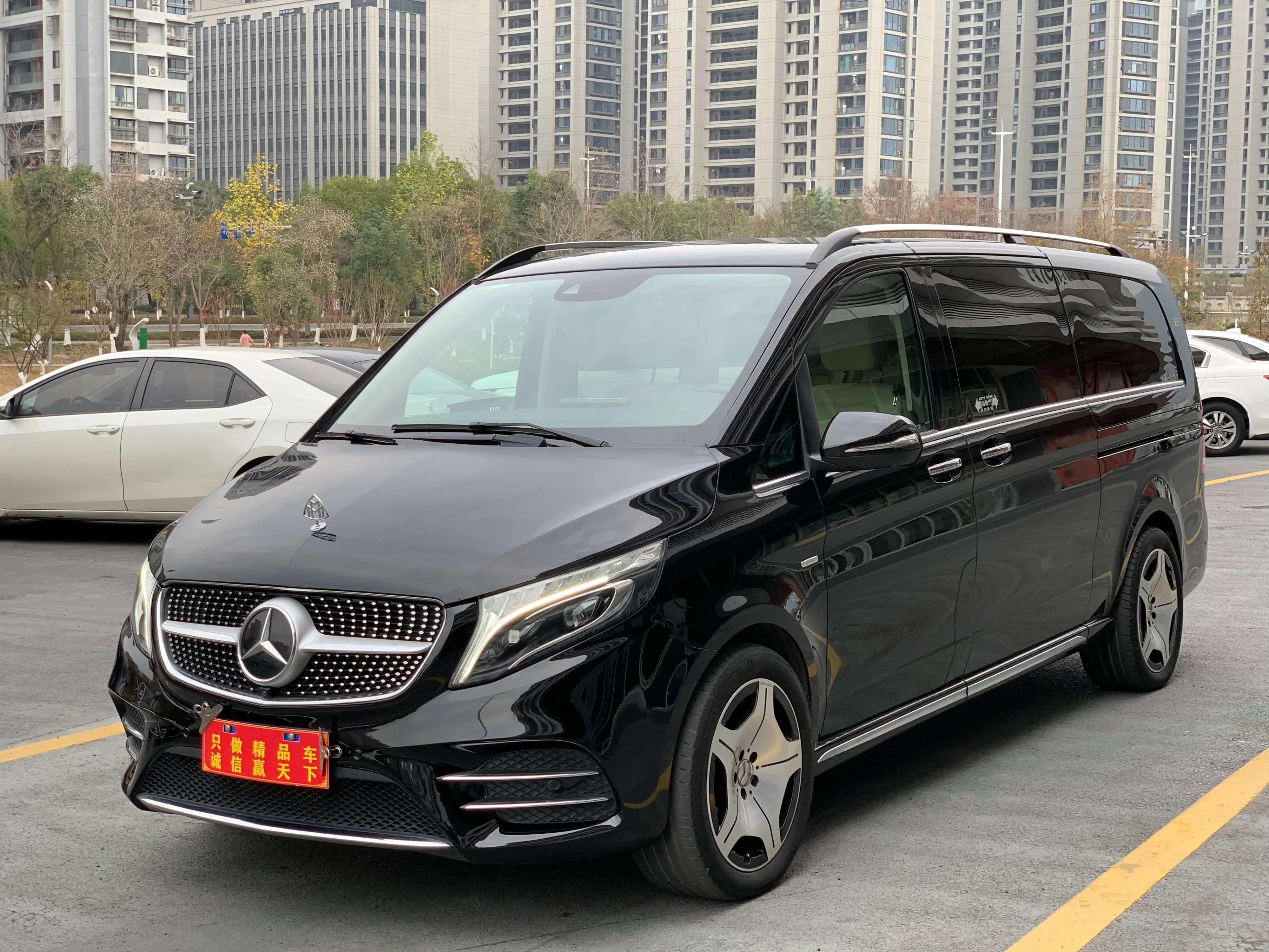 Mercedes-Benz Mercedes Benz V Class 2021 г. 76065 км.