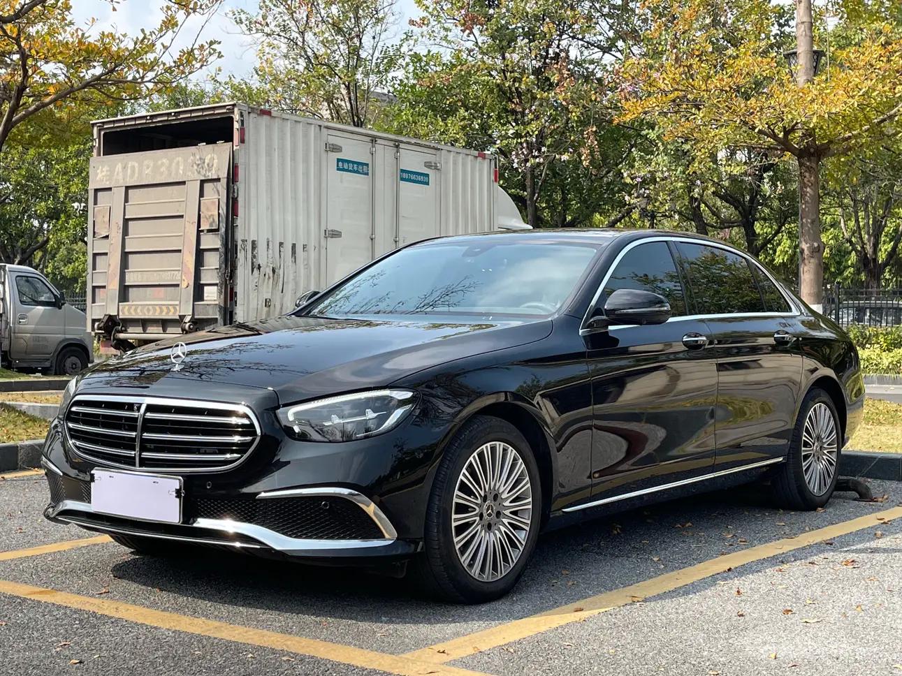 Mercedes-Benz E-Class 2023 г. 18045 км.