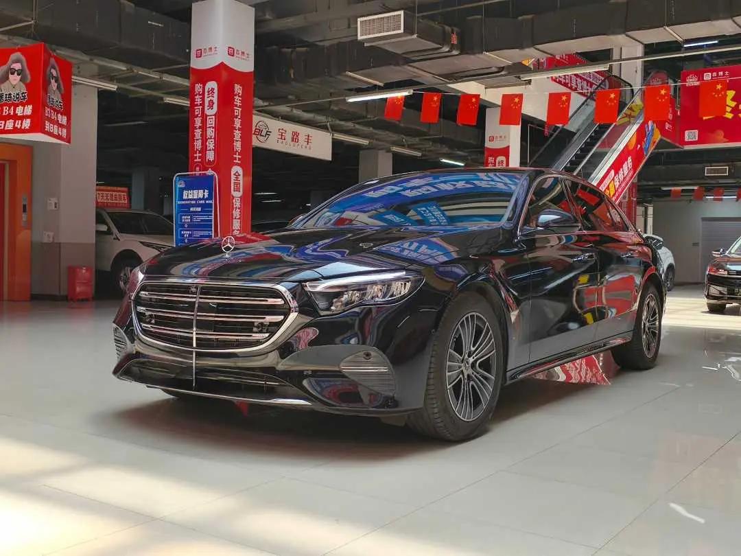 Mercedes-Benz E-Class 2024 г. 9040 км.