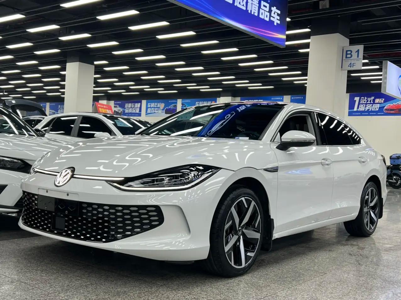 Volkswagen Lamando 2023 г. 26115 км.