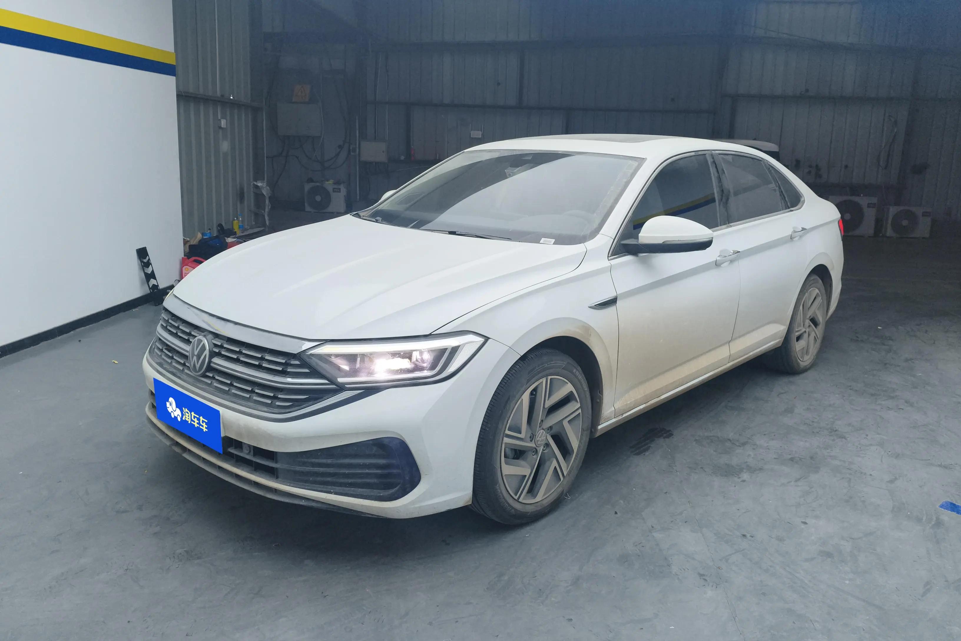 Volkswagen Sagitar 2025 г. 16258 км.