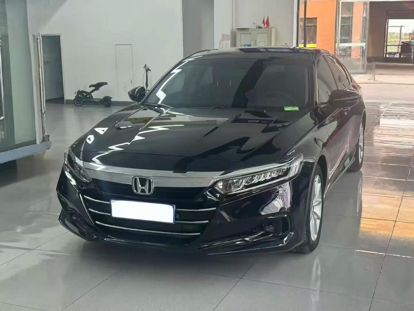 Honda Accord 2022 г. 25021 км.